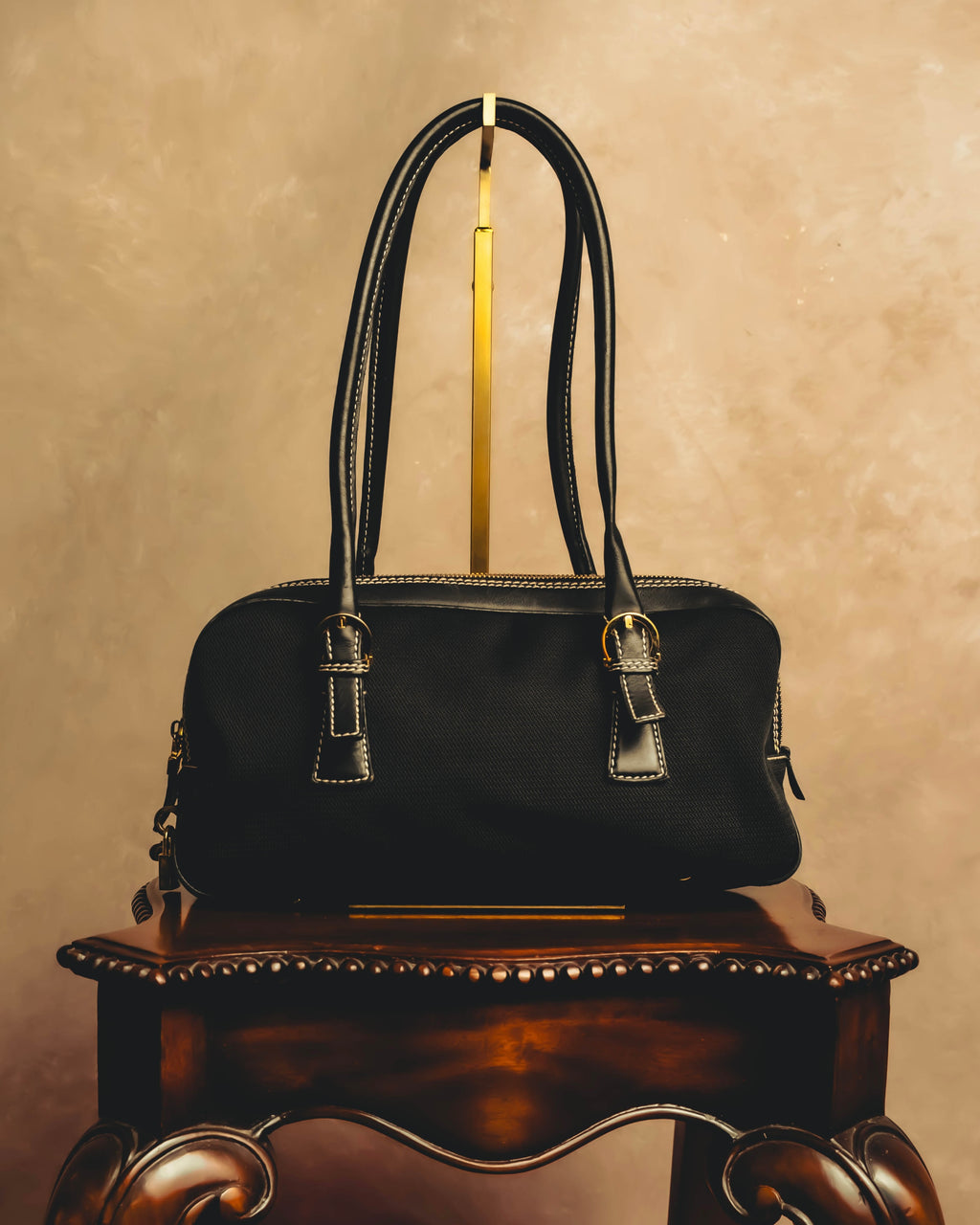 “Salvatore Ferragamo” 90’s-00’s Gancini-detail textured canvas shoulder bag