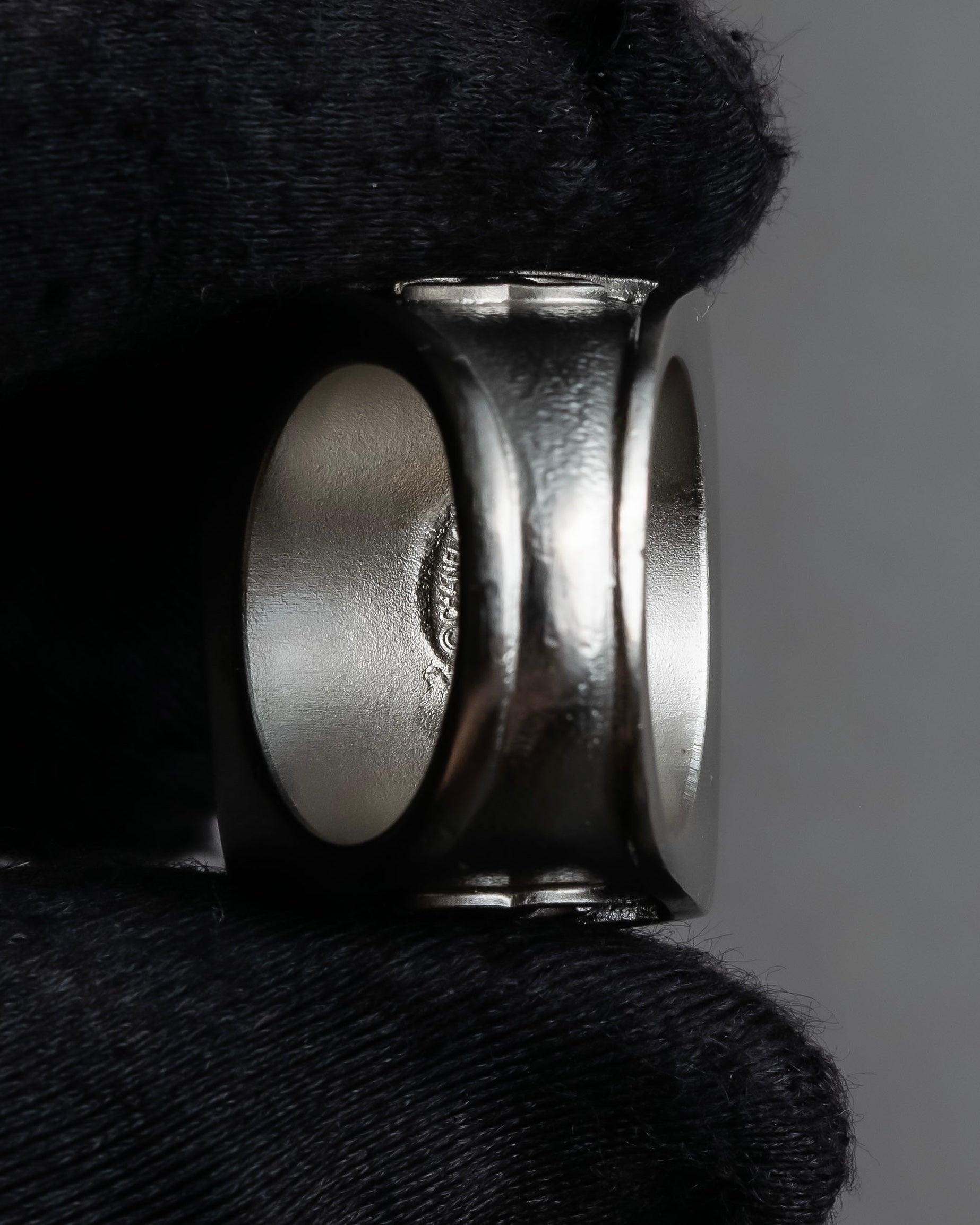 "CHANEL" 00AW Karl Lagerfeld period clear stone design logo engraved ring