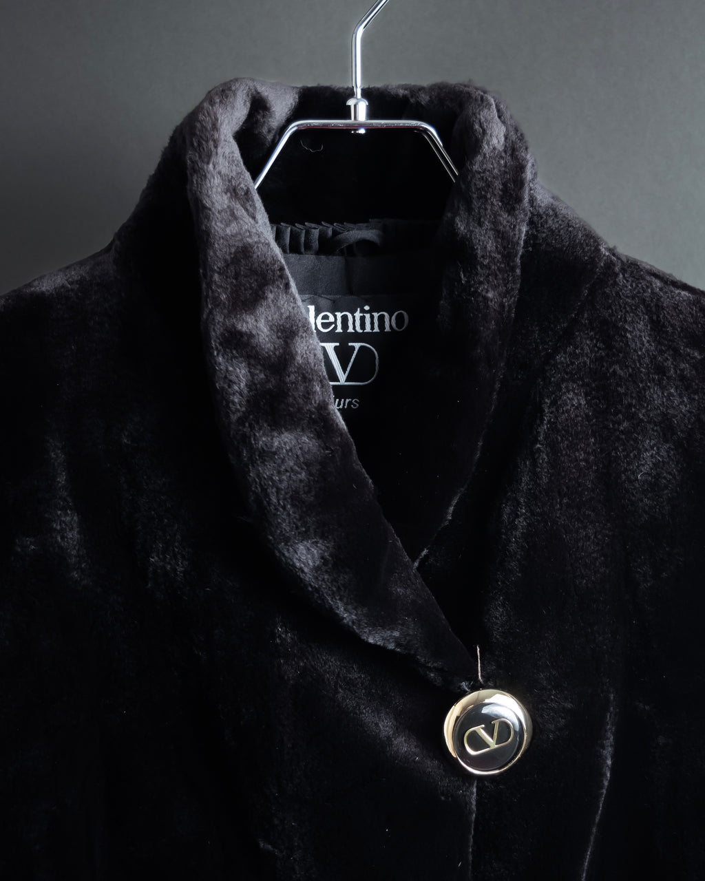 -SPECIAL- “VALENTINO” 1988–1992 SAGA Mink Shawl Collar Coat