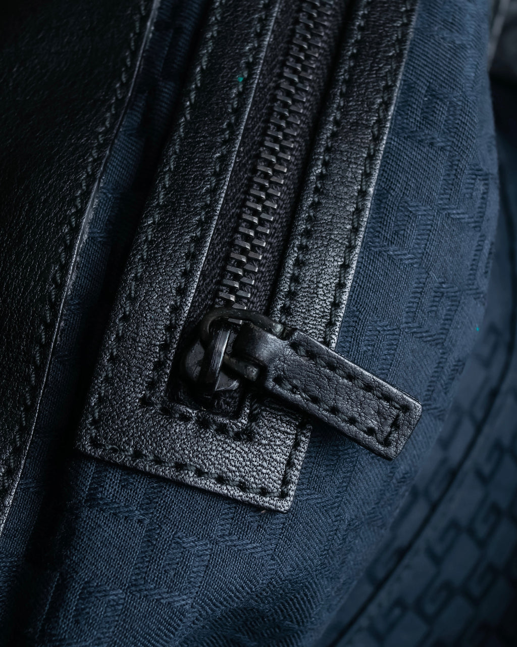 "GUCCI" Bamboo essence horizontal leather handbag