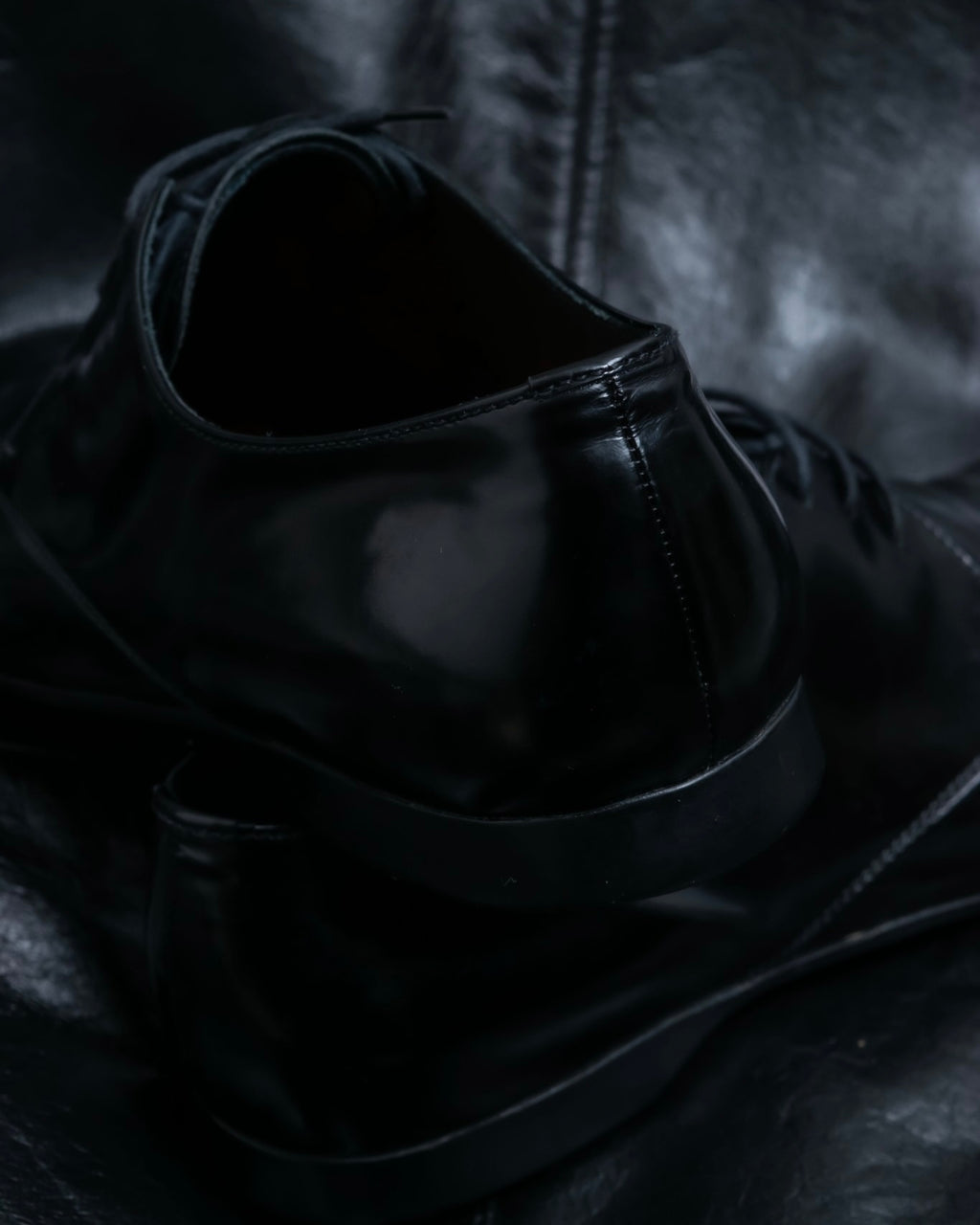 "PRADA" glossy leather formal shoes