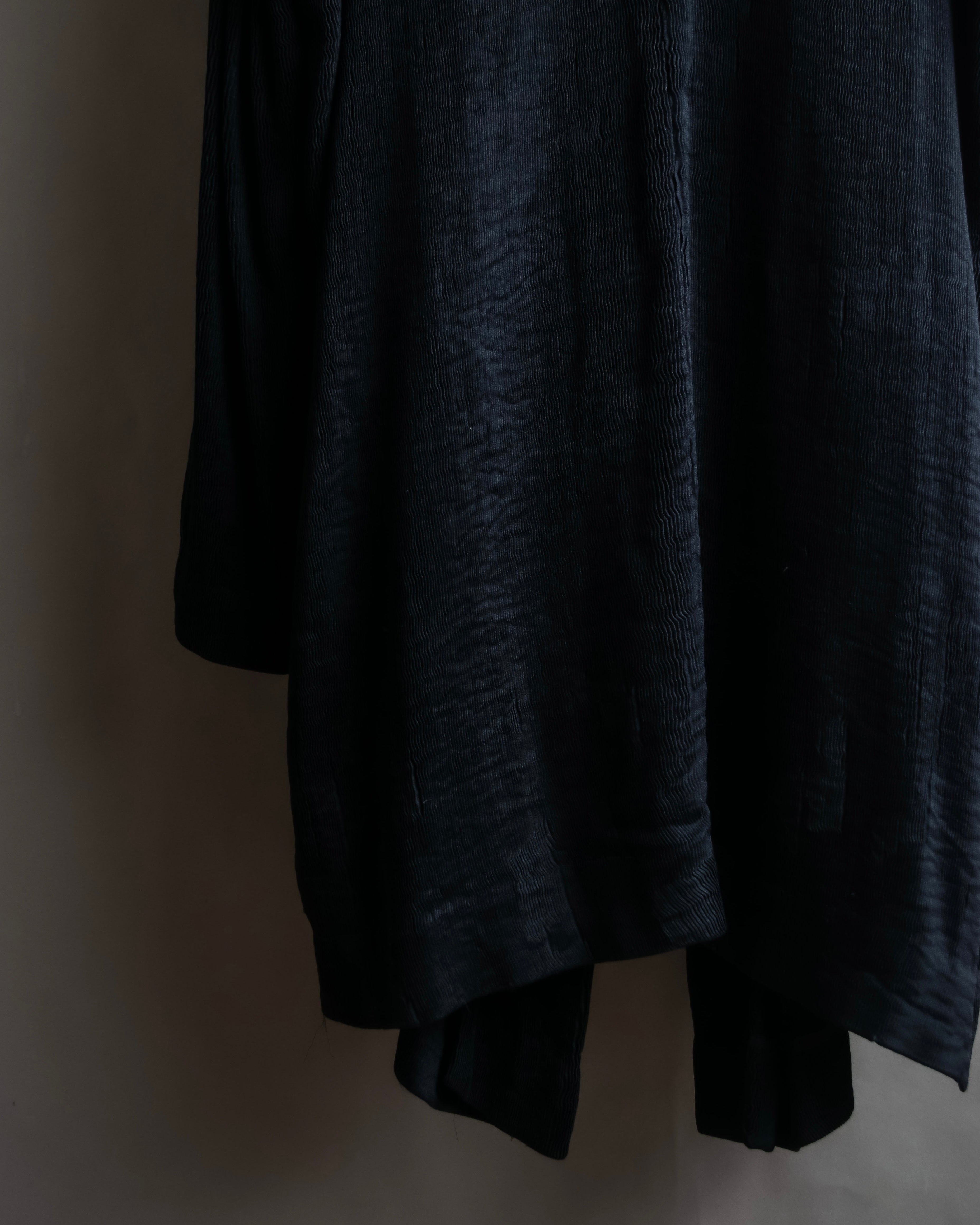 "ISSEY MIYAKE PERMANENT" Large shawl collar silk long cardigan