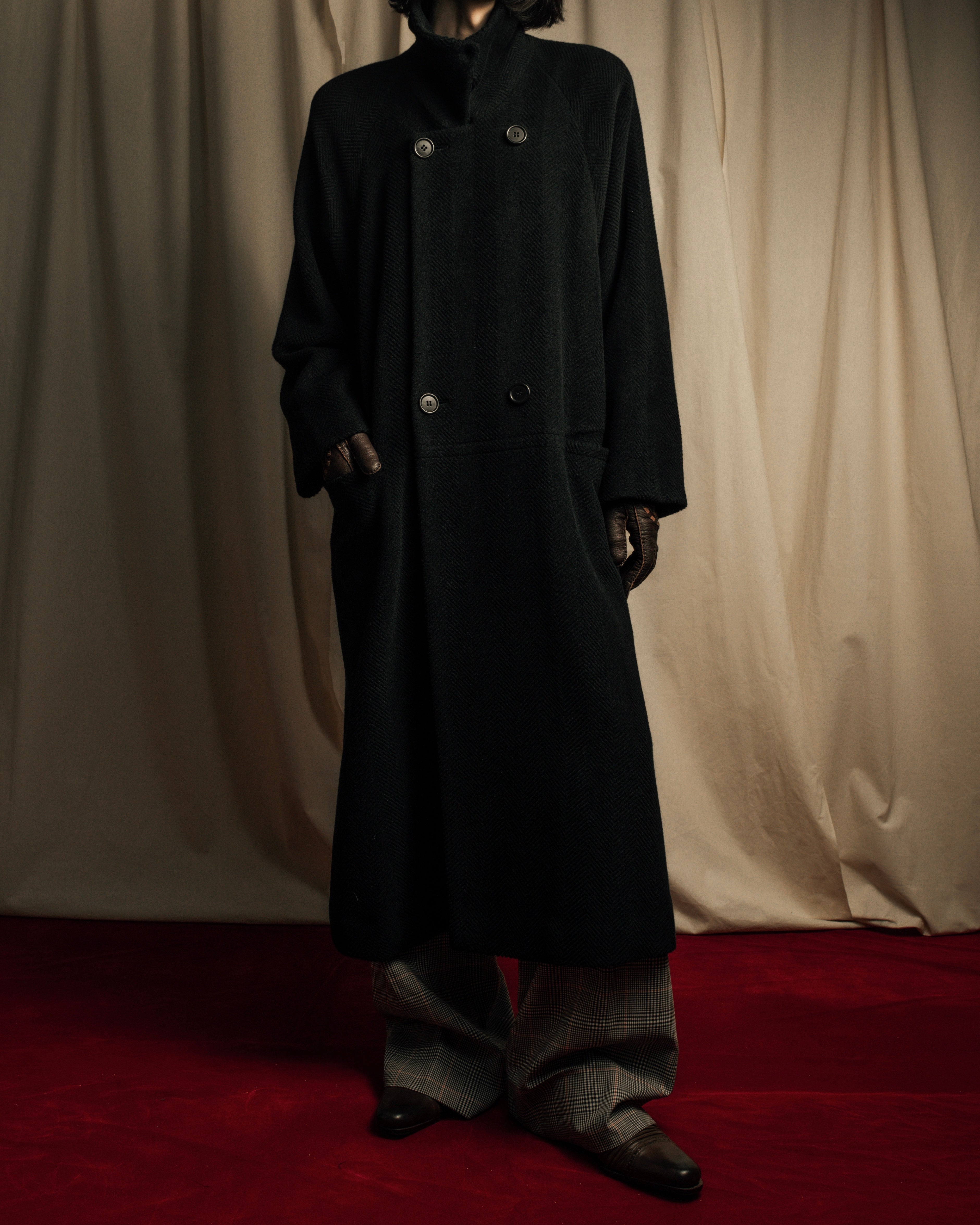 -SPECIAL- "YVES SAINT LAURENT"
80's-90's Raglan sleeves 100% angora stand collar coat