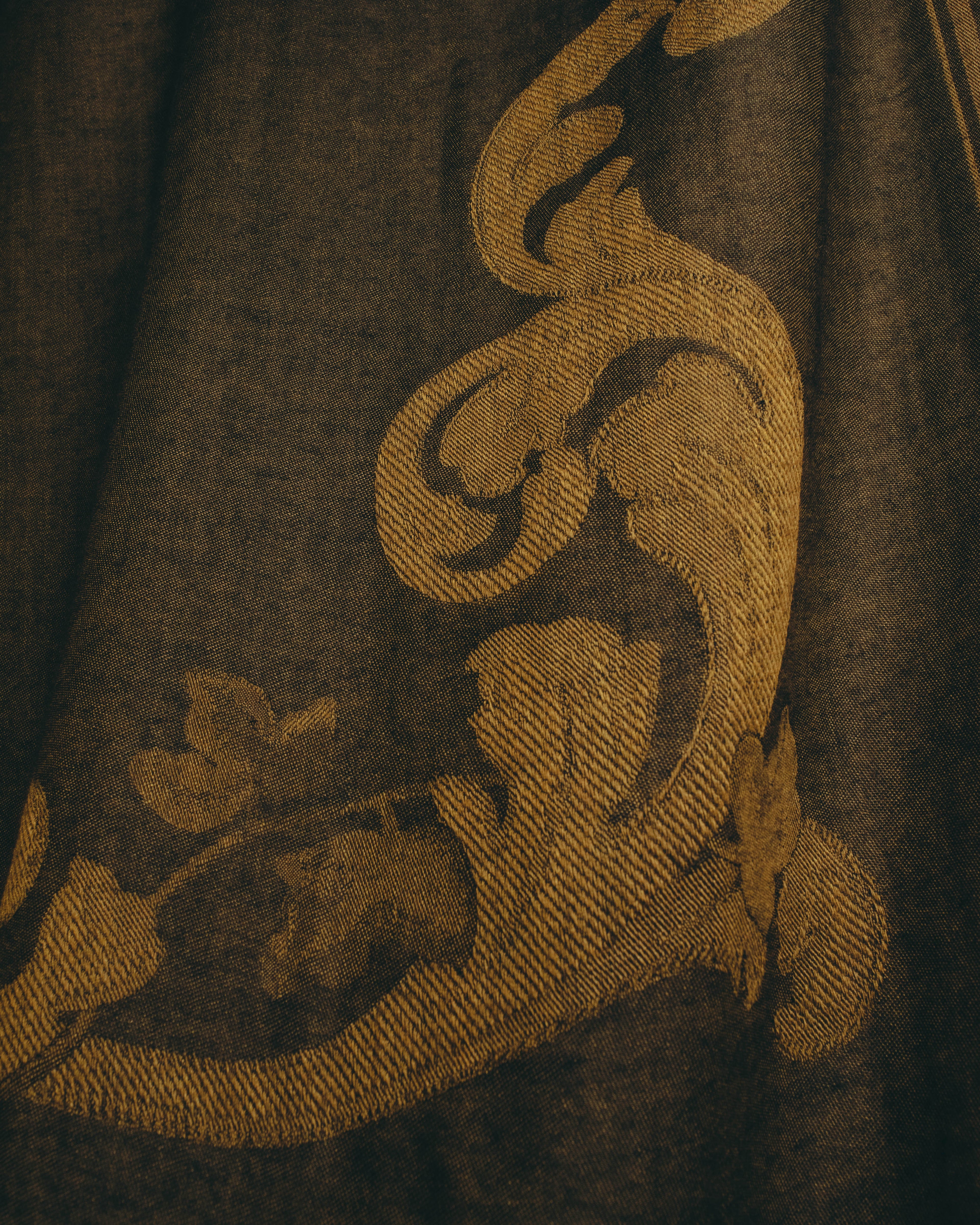 -SPECIAL- “LOEWE” 90’s-00’s Botanical anagram jacquard fringe stole