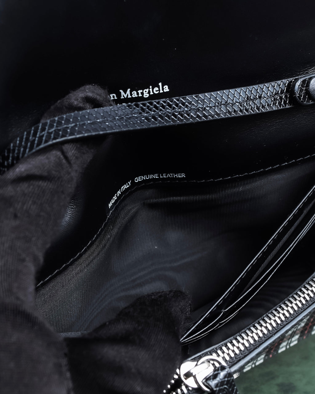 "MAISON MARGIELA" Check pattern gradient design chain shoulder leather wallet bag