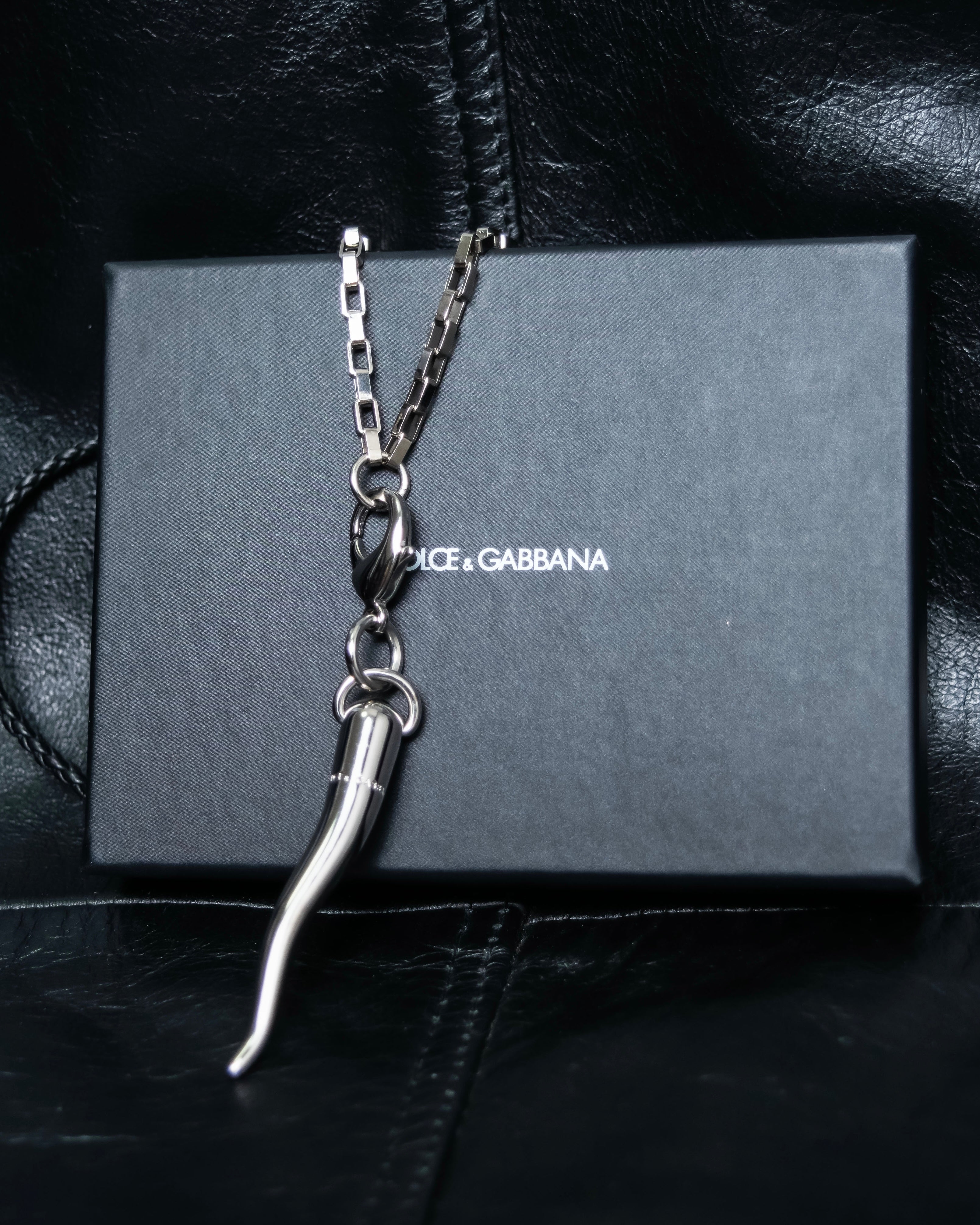 "Dolce &amp; Gabbana" Botanical design silver necklace