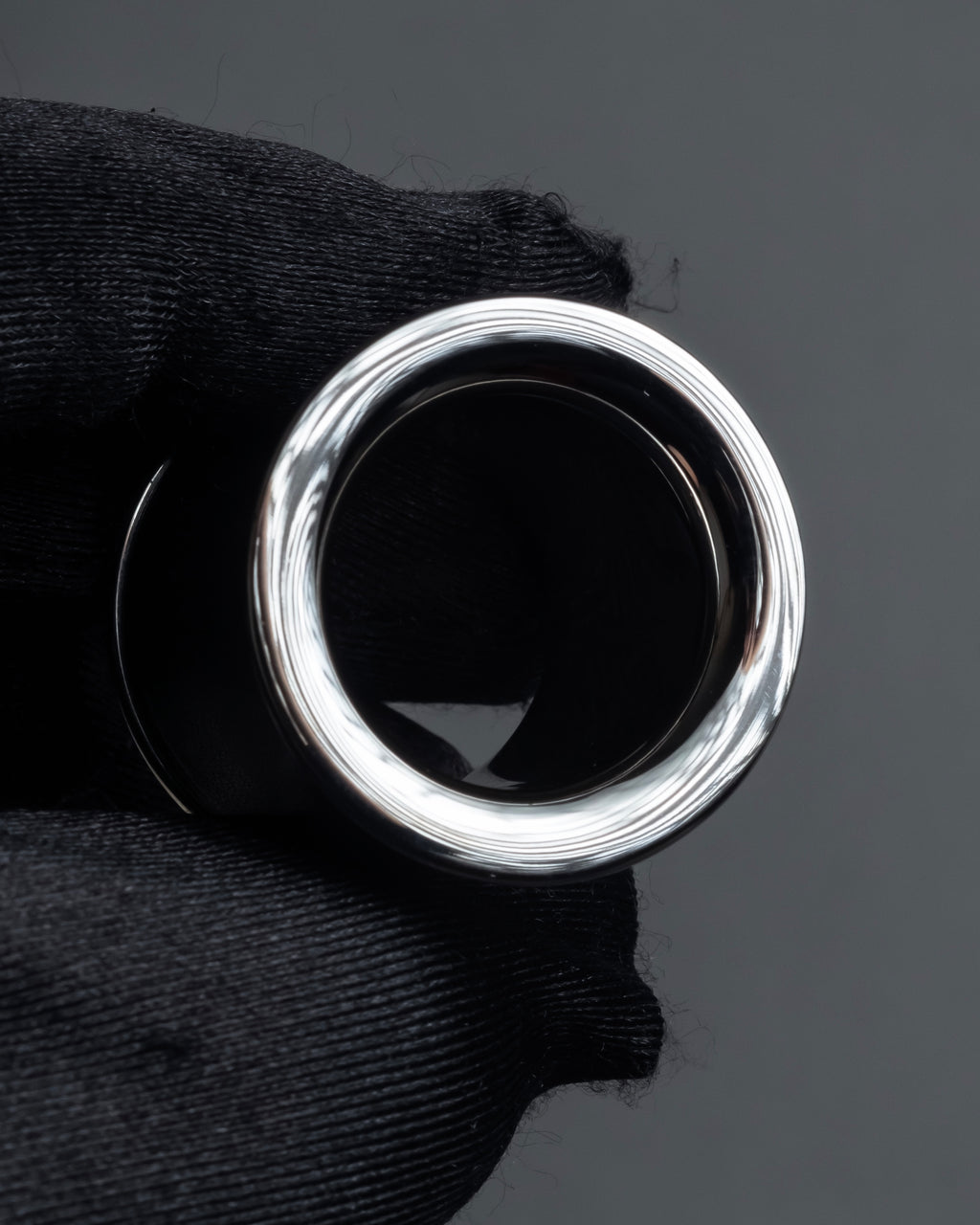 "HERMES" Drum-shaped calf leather scarf ring