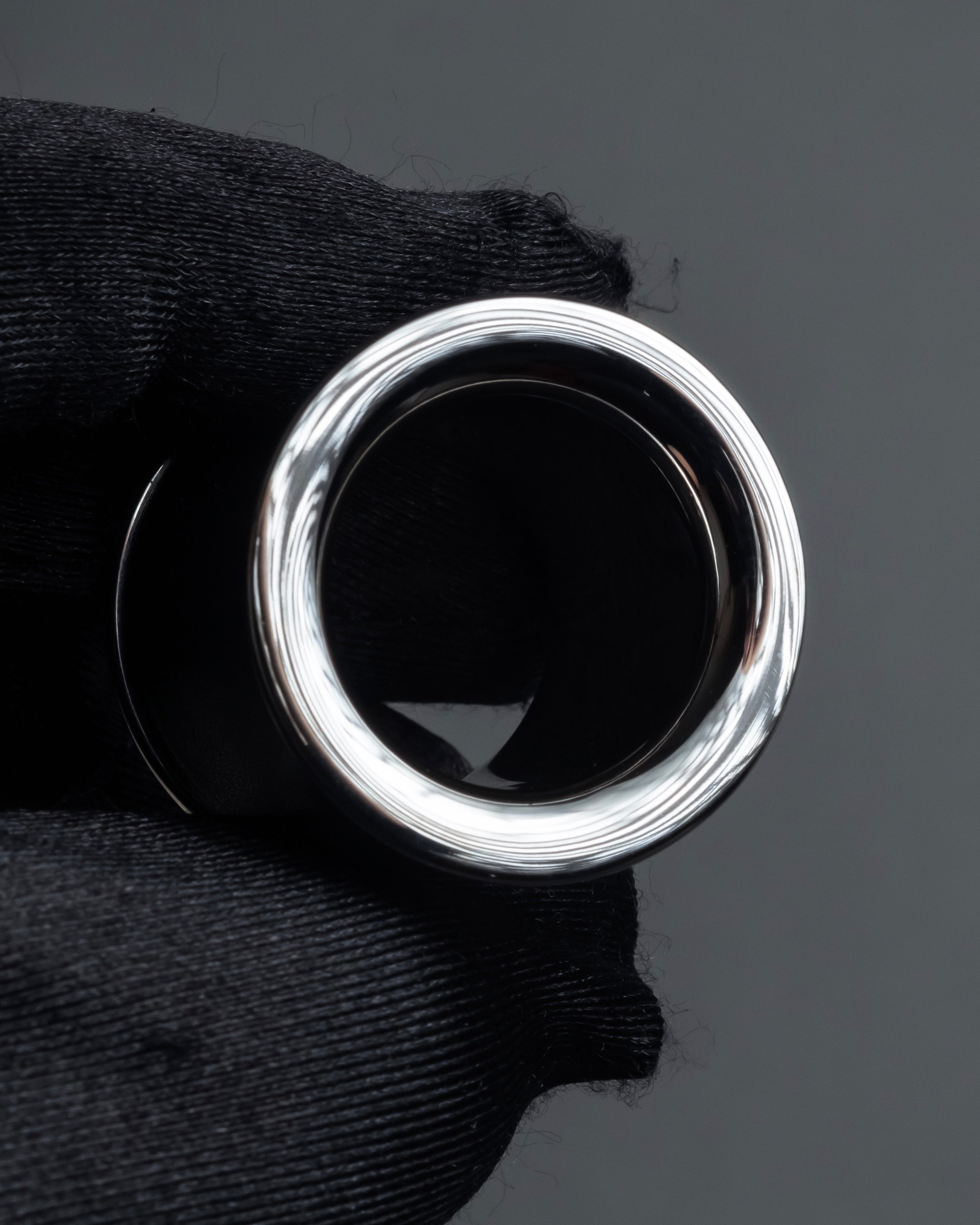 "HERMES" Drum-shaped calf leather scarf ring