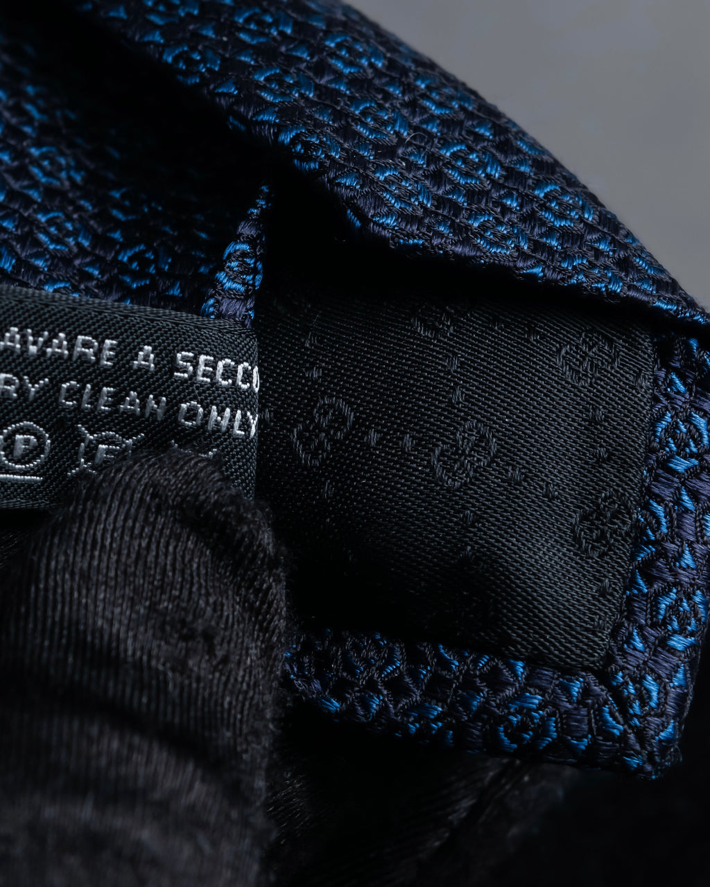 "GUCCI" Navy micro pattern silk necktie