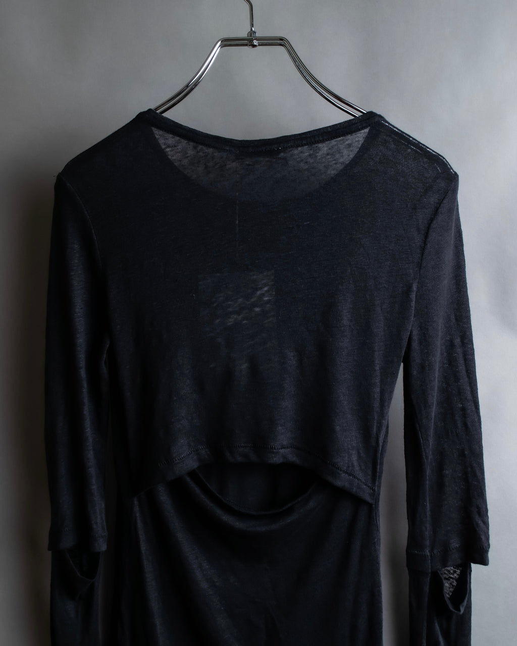 "Acne" Back＆sleeve cutting slit design pullover