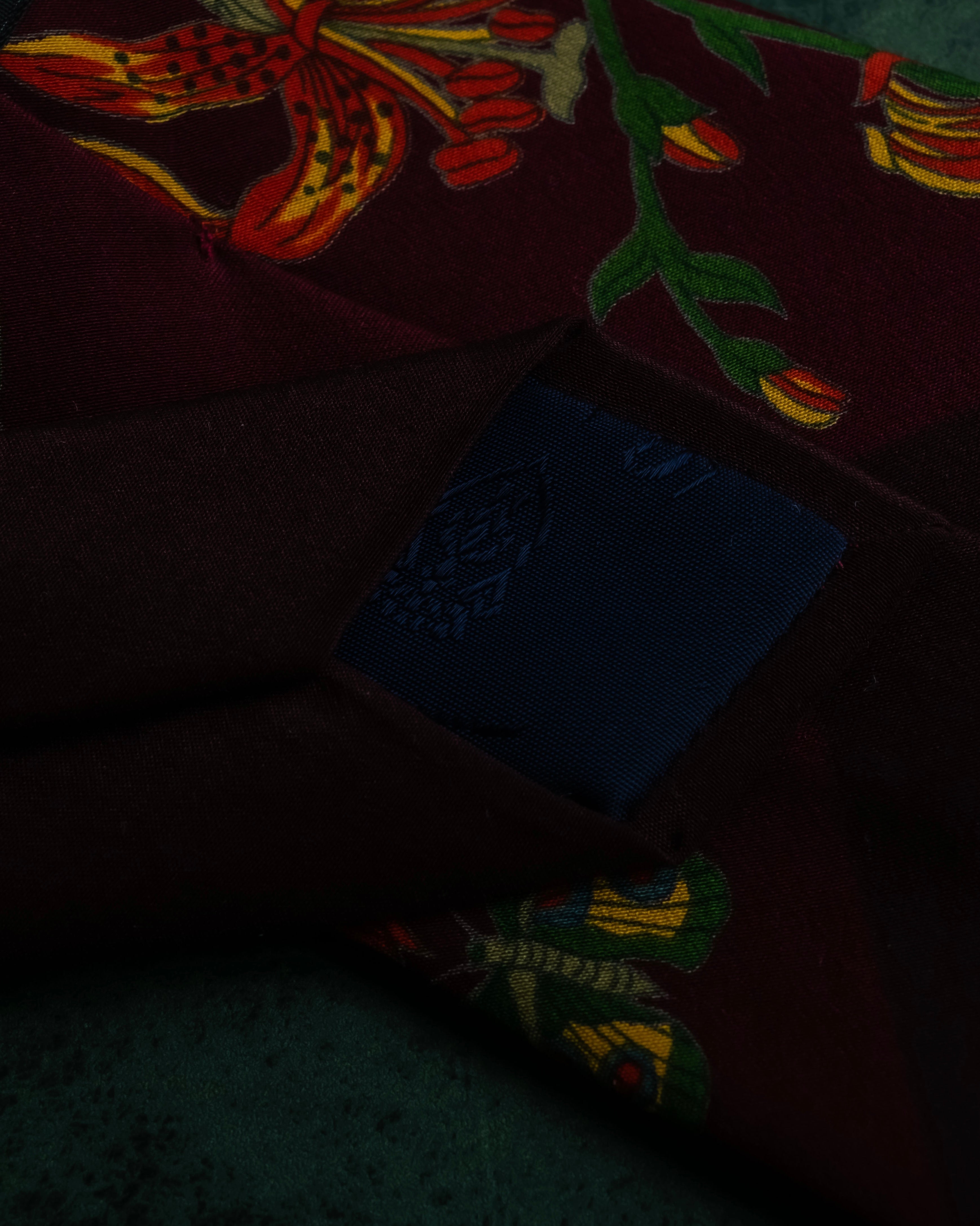 "GUCCI" Flower motif vintage logo design silk neck tie