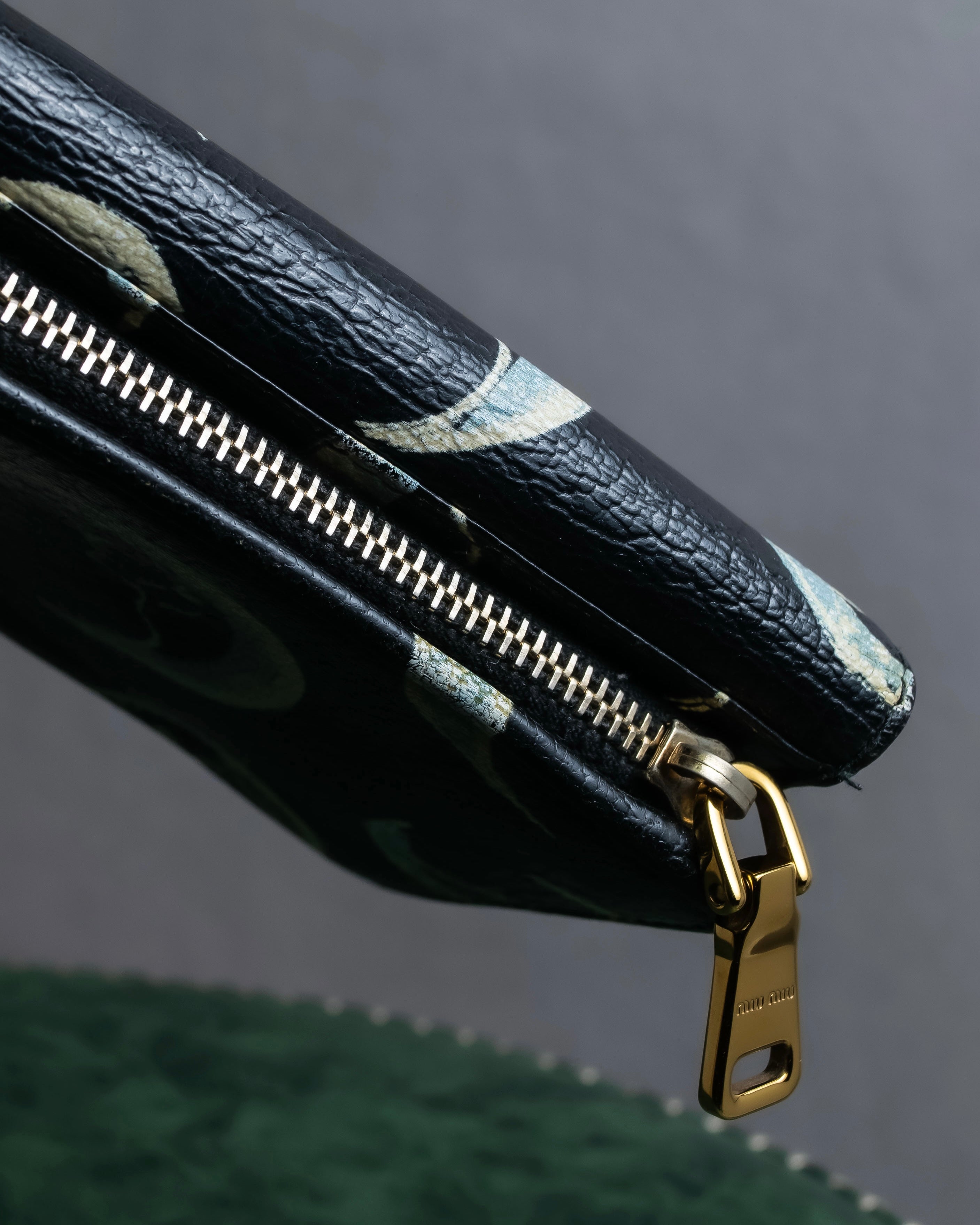 "MIU MIU" Crescent moon print compact wallet