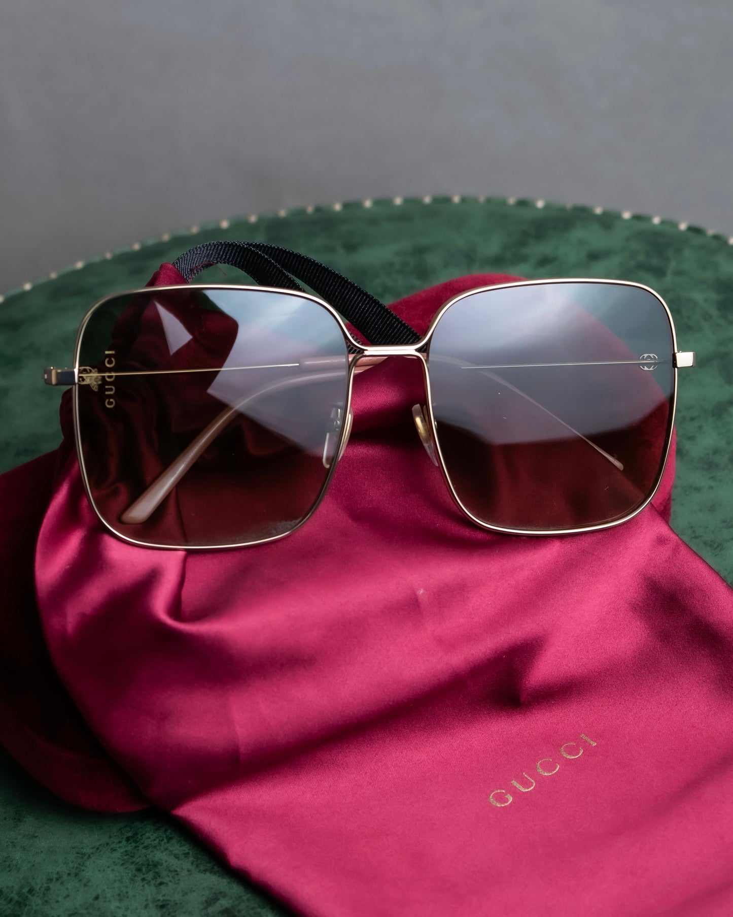 "GUCCI" Gold frame square frame sunglasses