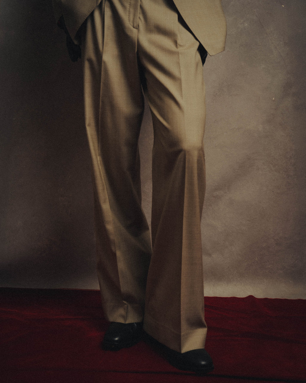 -SPECIAL- "HERMÈS" 90's-00's Wool silk tailored asymmetrical setup suit