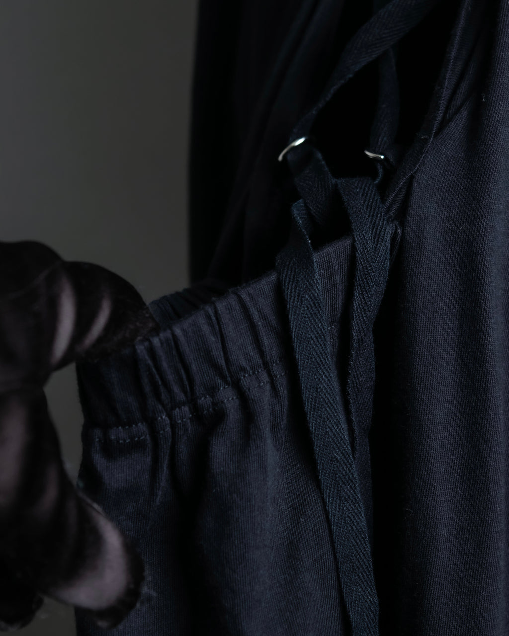 “N°21” Lace up designed no sleeves one piece