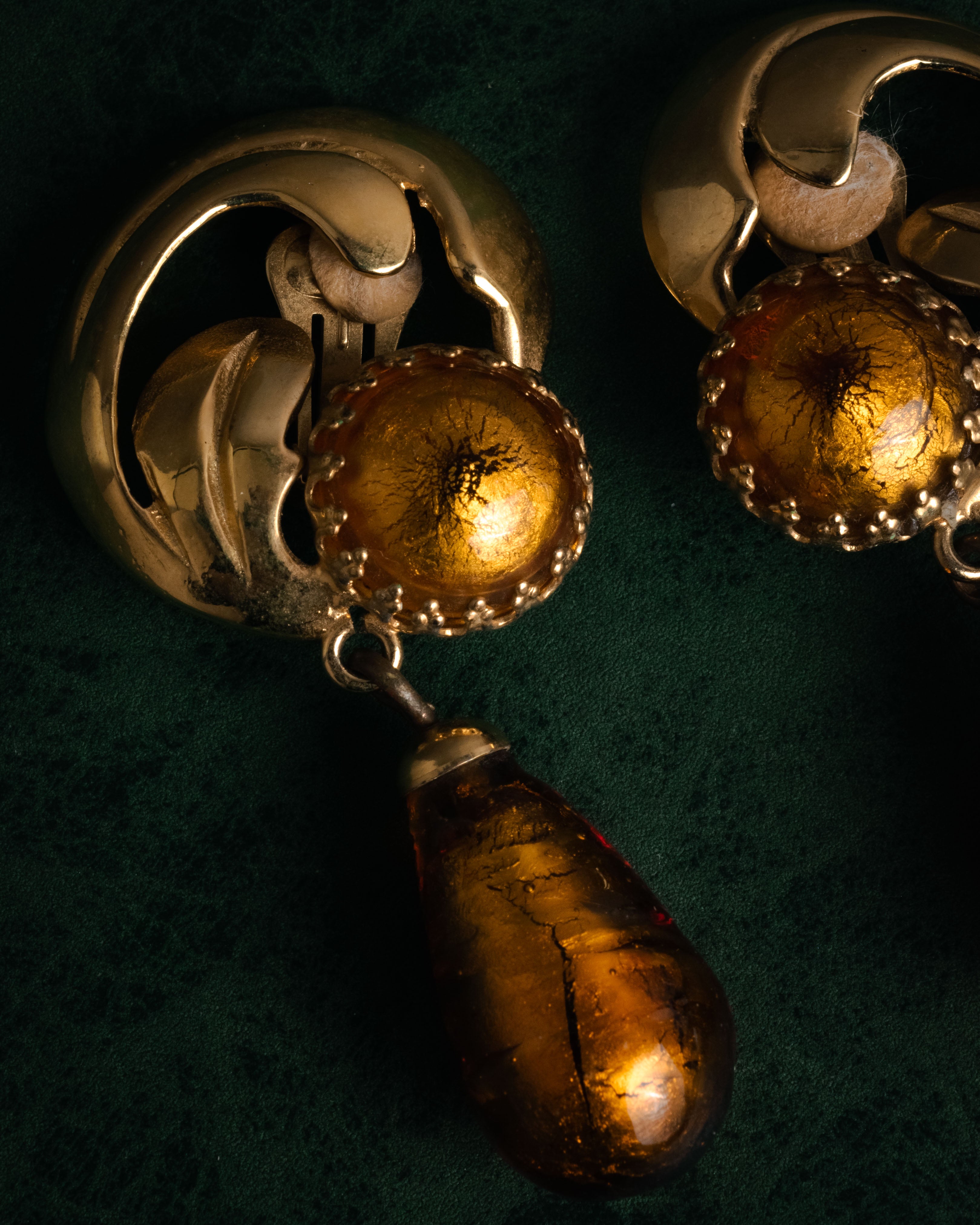 “GIANFRANCO FERRE“ 80’s-90’s Sculptural amber drop earrings