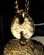 "YVES SAINT LAURENT" Vintage drop motif gold chain necklace