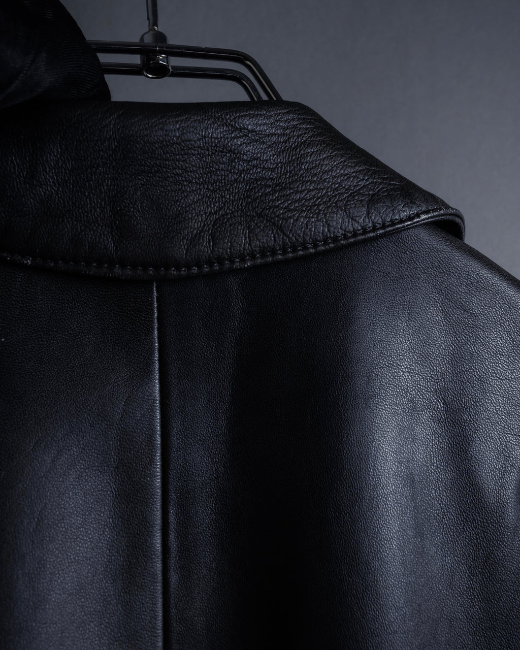 "Weekend Max Mara" Minimalist design center zip-up leather jacket