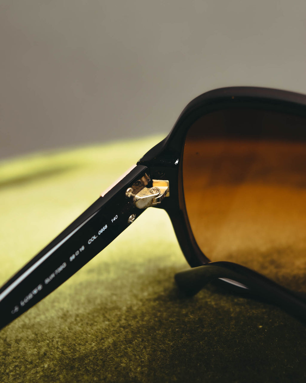 "LOEWE" 00's-10's Oversized butterfly sunglasses