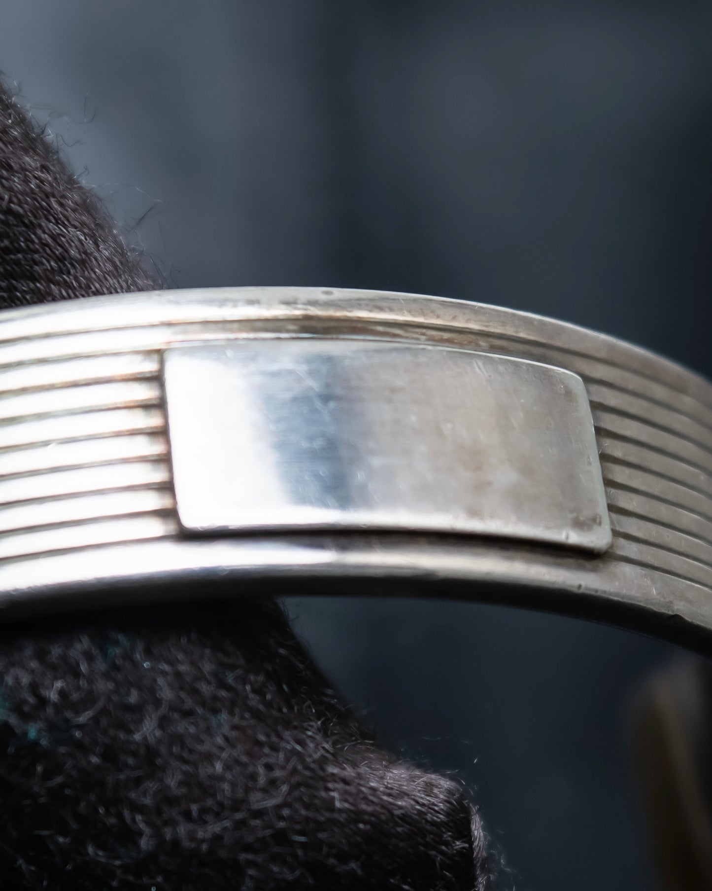 "GUCCI" Border motif silver bangle