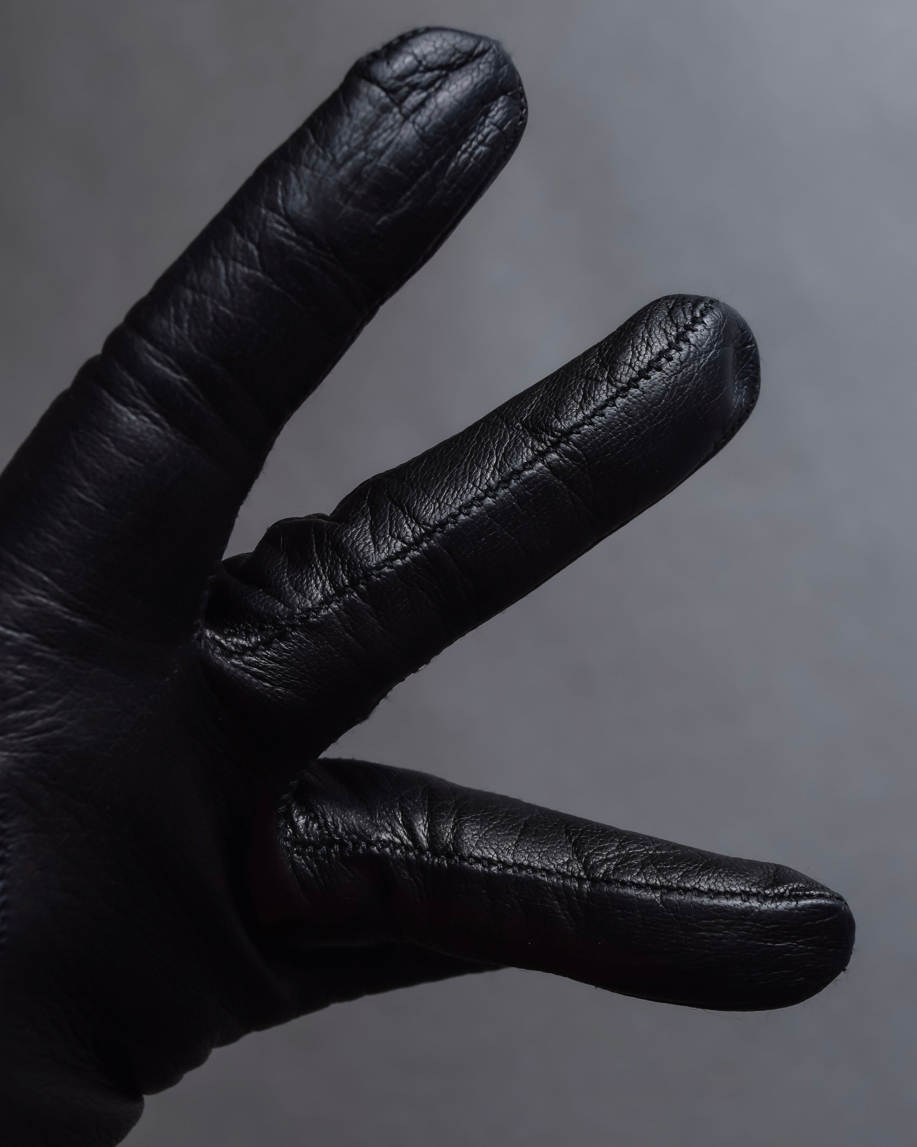 "GUCCI" Horse bit motif fitted leather gloves