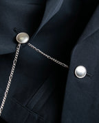 "Y's" Chain fastening design peak lapel short length tailored jacket