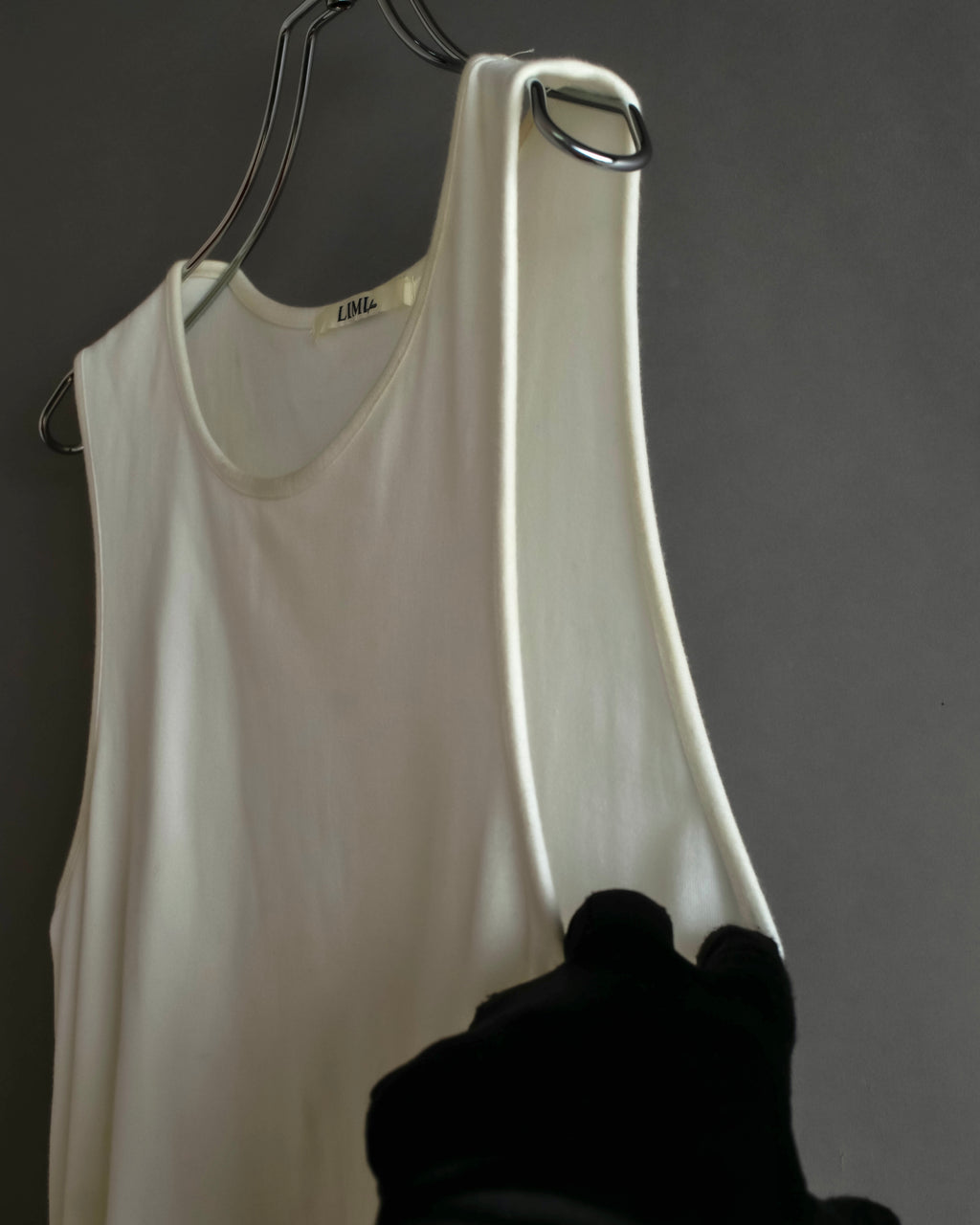 "LIMI feu" Asymmetrical hem cut sleeveless dress