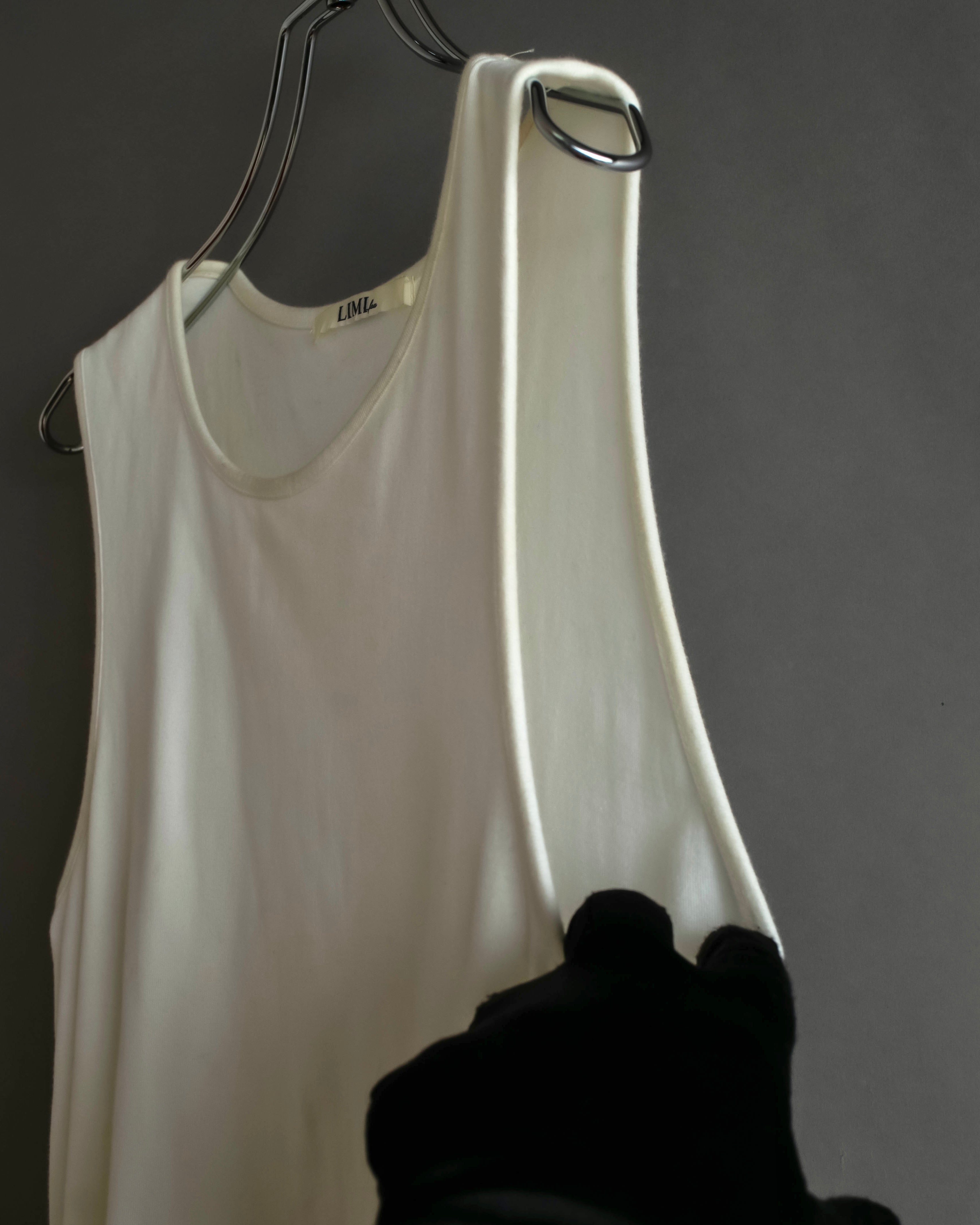 "LIMI feu" Asymmetrical hem cut sleeveless dress