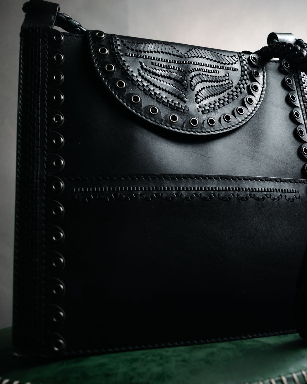 –SPECIAL– “YVES SAINT LAURENT”
2000’s Folk cutwork leather shoulder bag