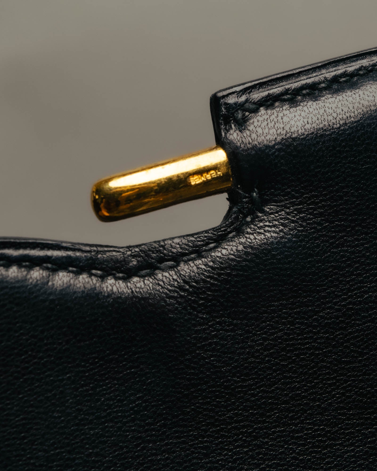 -SPECIAL- “HERMÈS” 80’s-90’s Camargue black leather and canvas shoulder bag