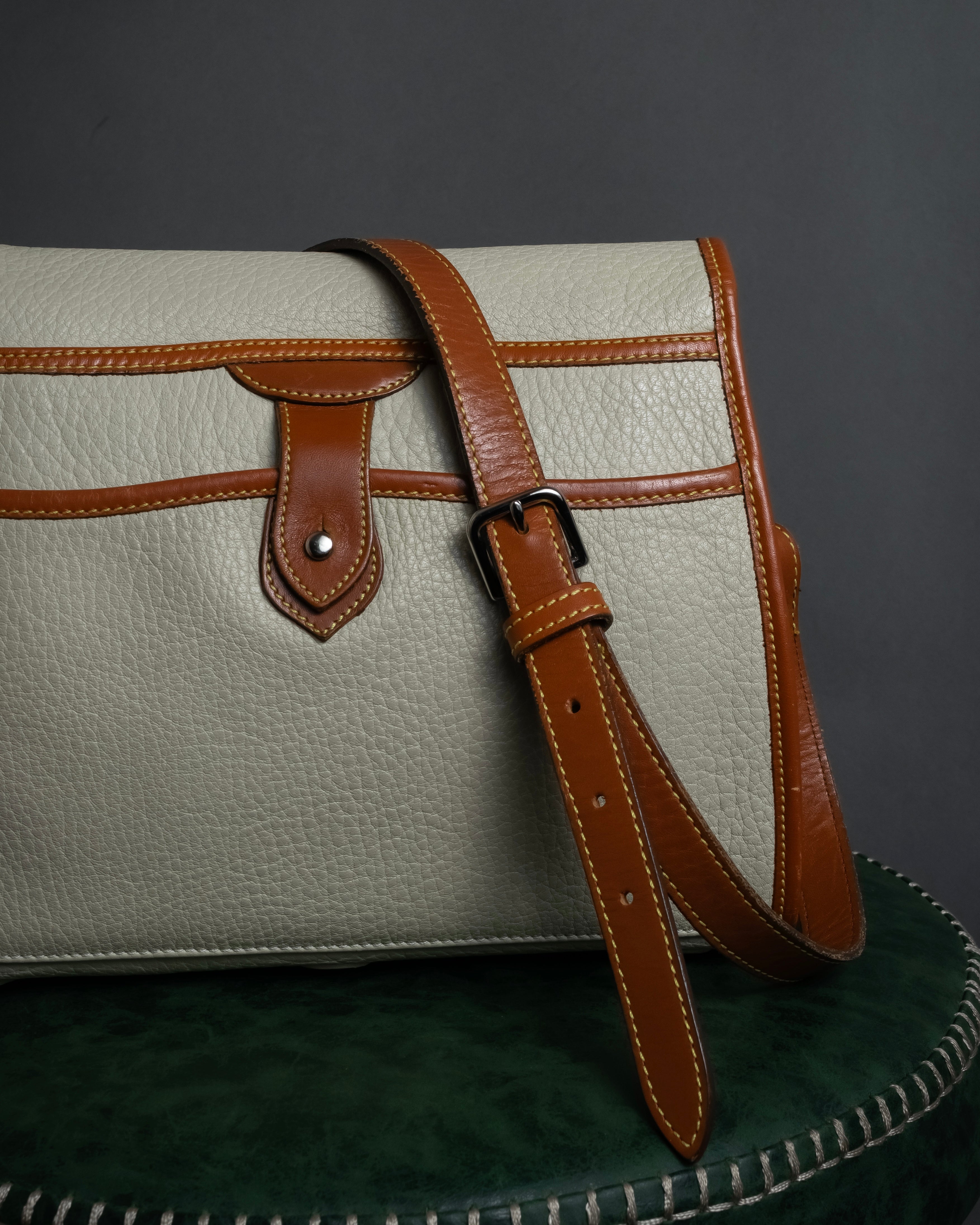 "Dooney & Bourke" Patch front design Two-tone leather shoulder bag
