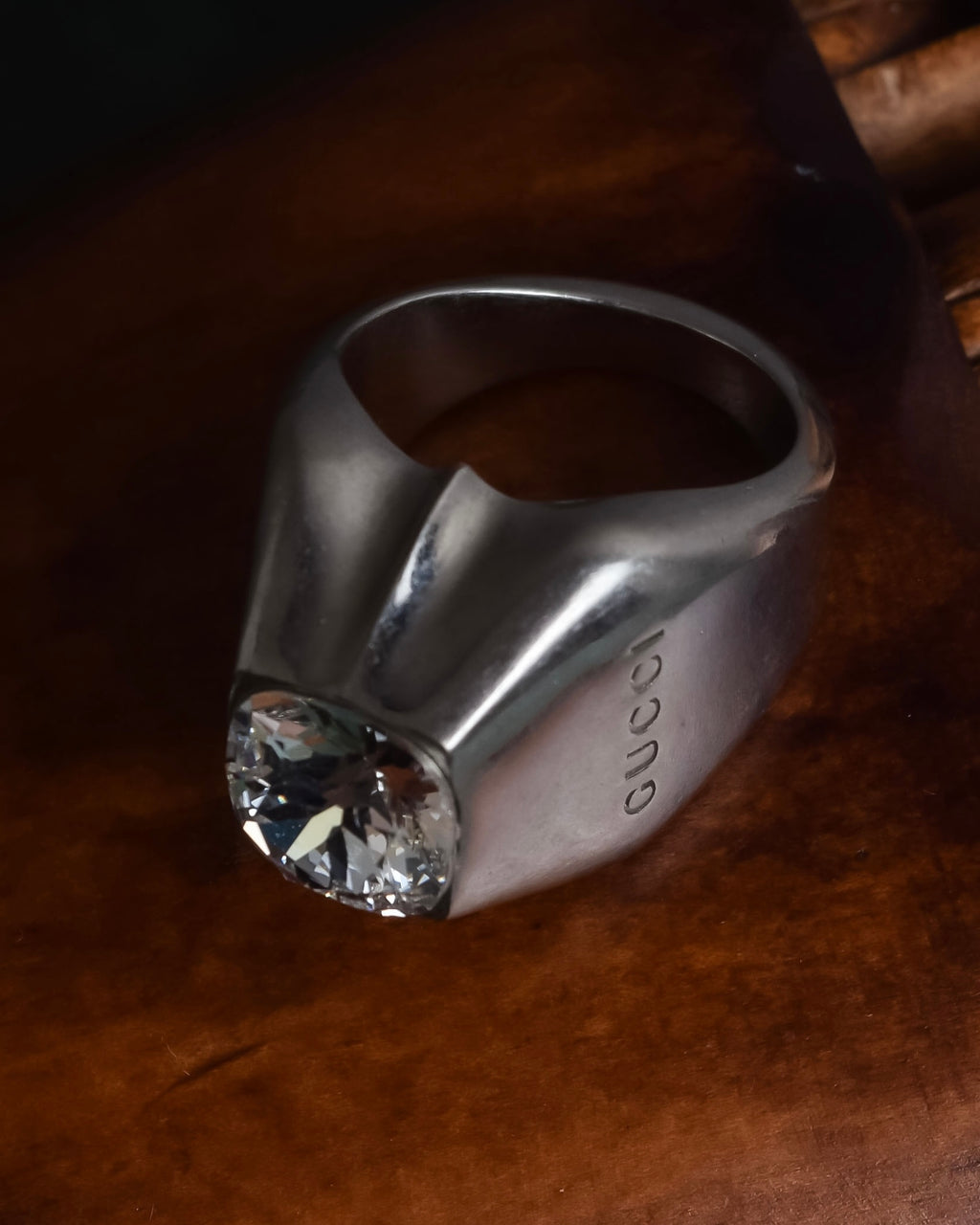 "GUCCI" Polished silver crystal sculptural ring