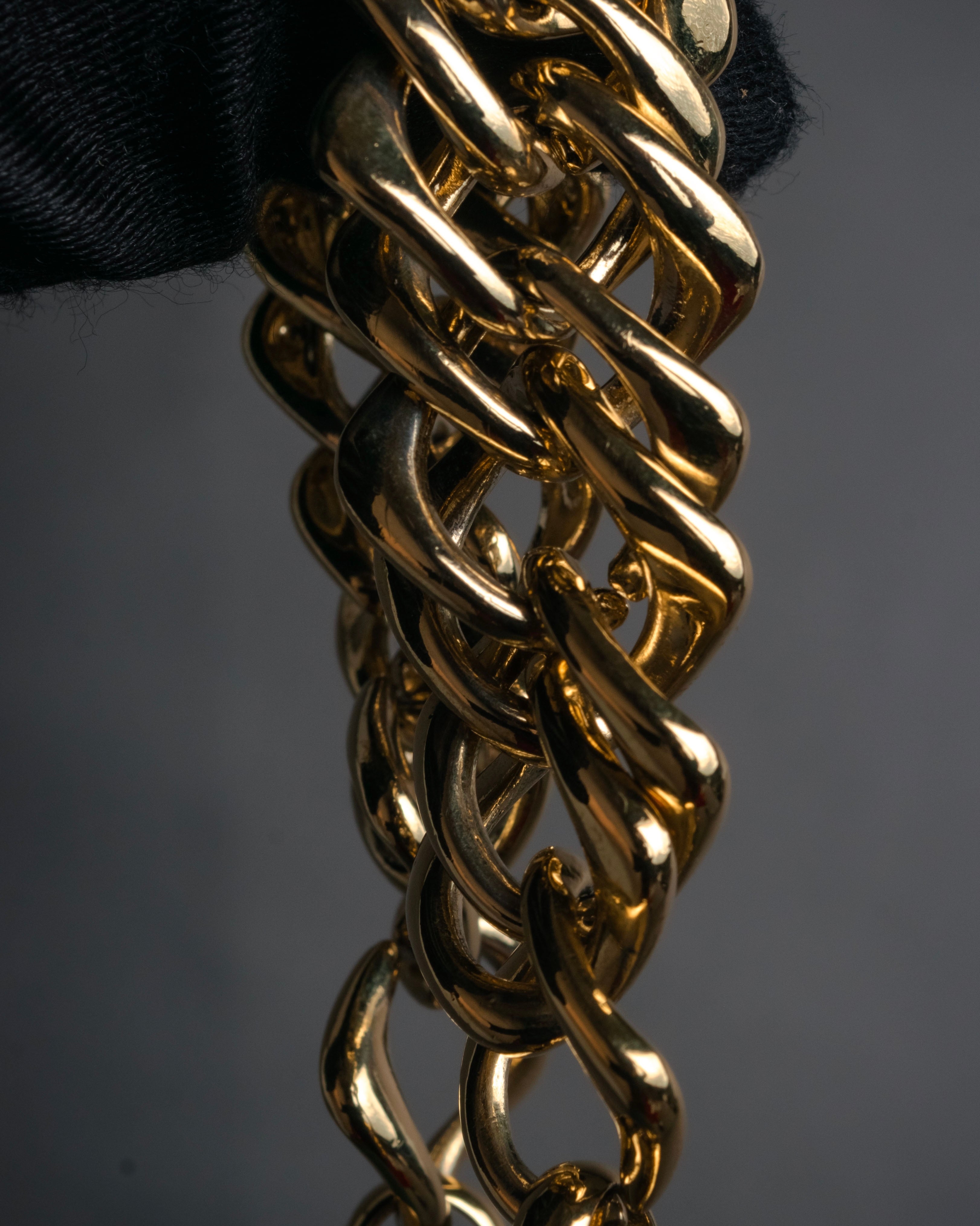 –SPECIAL– “Yves Saint Laurent” 90’s sculptural chain bracelet