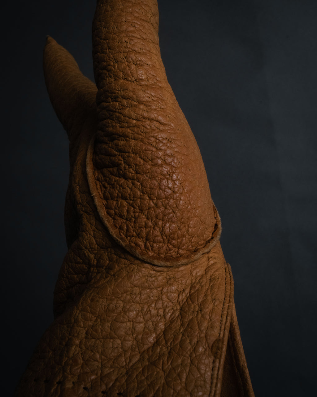 “Yves Saint Laurent” 80’s-90’s Hand-stitched peccary leather gloves