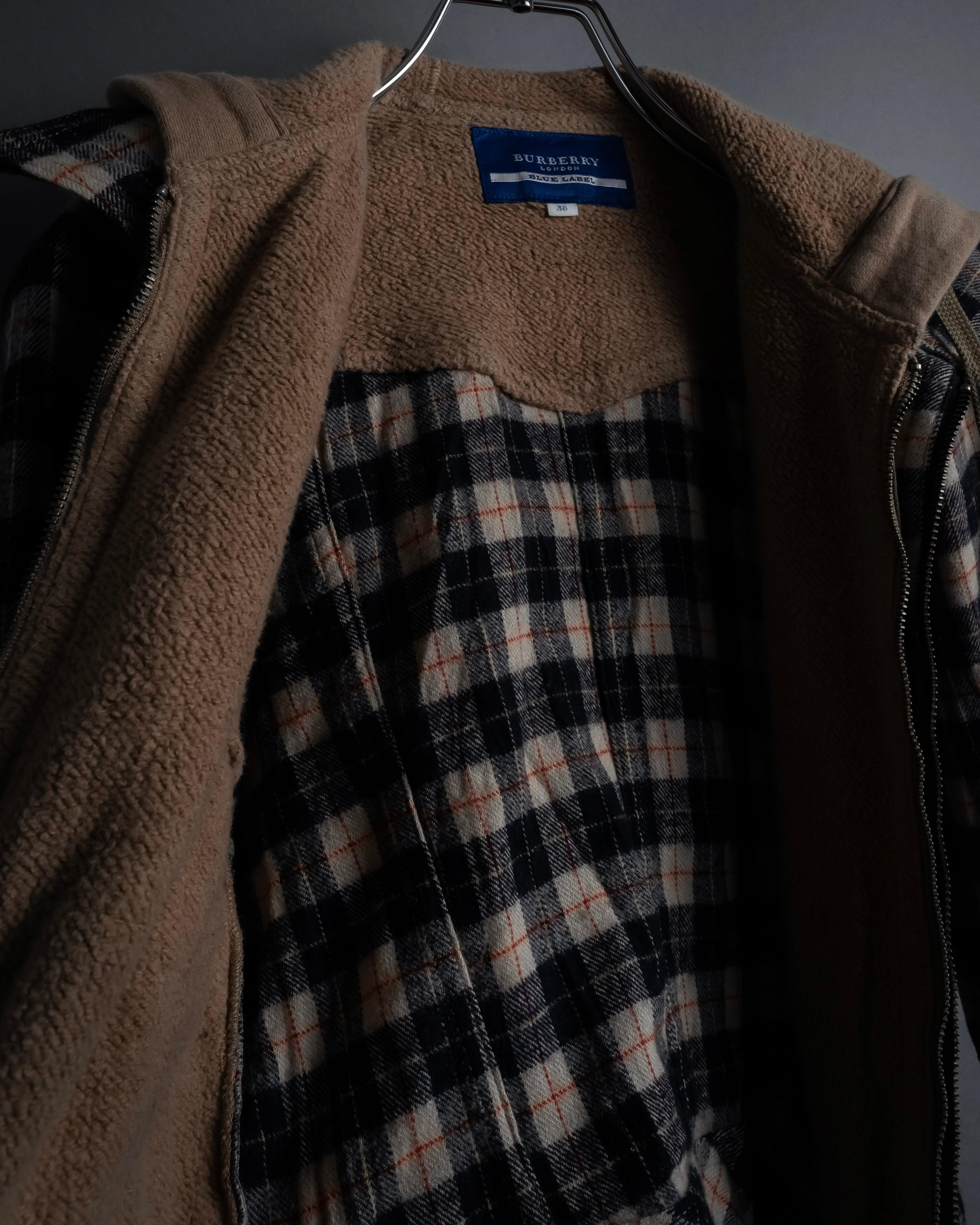 "BURBERRY Blue Label" Layered docking design hooded zip jacket