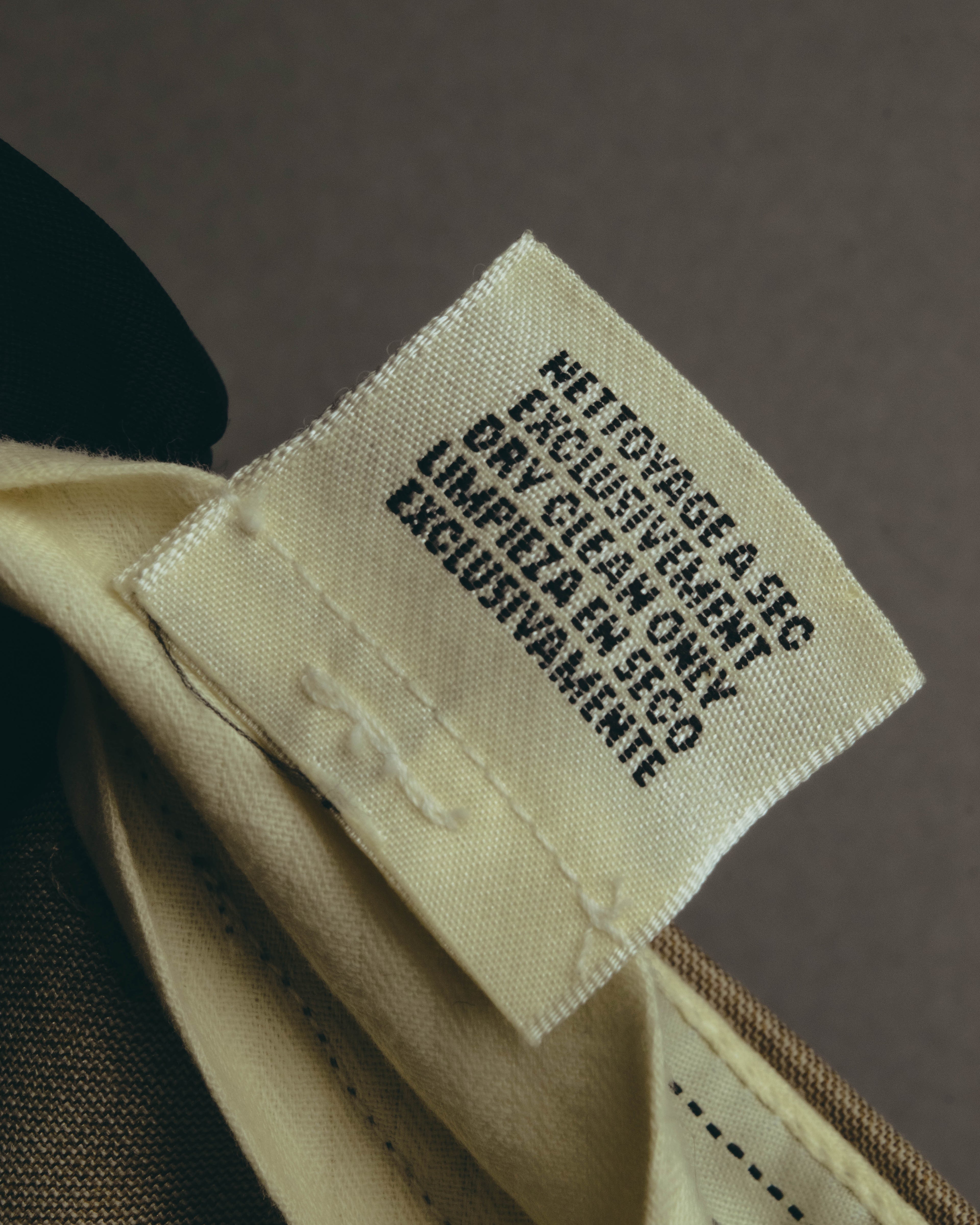 -SPECIAL- "HERMÈS" 90's-00's Wool silk tailored asymmetrical setup suit