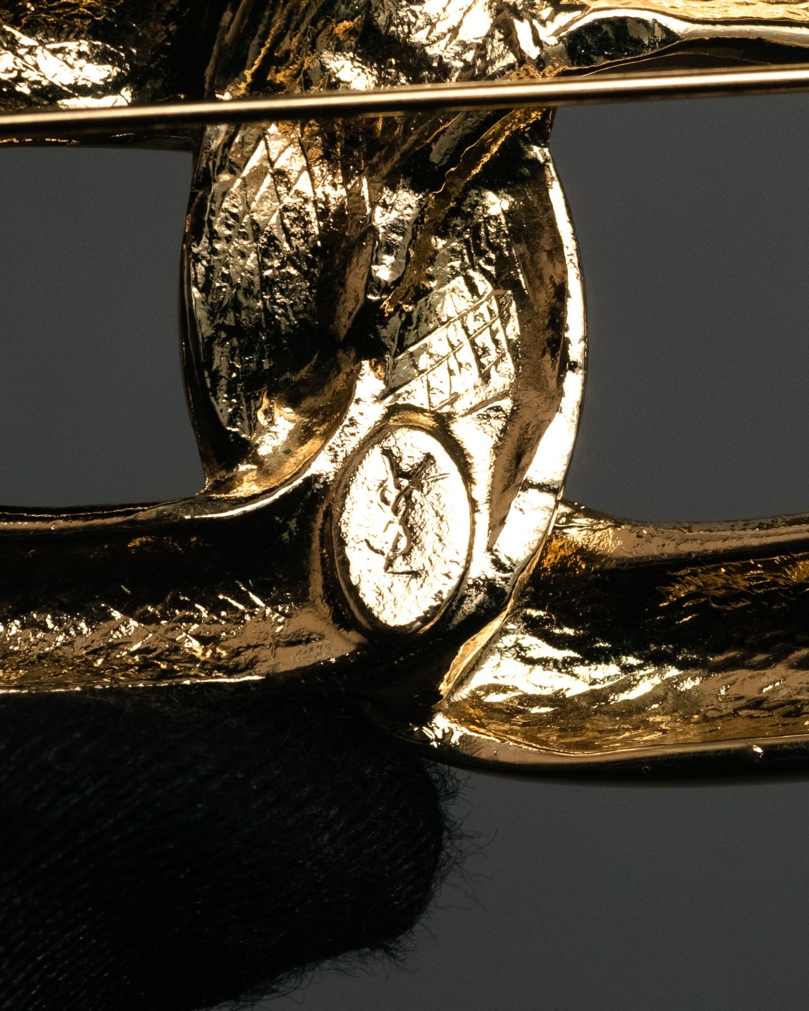 “Yves Saint Laurent” 80’s–90’s Sculptural chain motif brooch