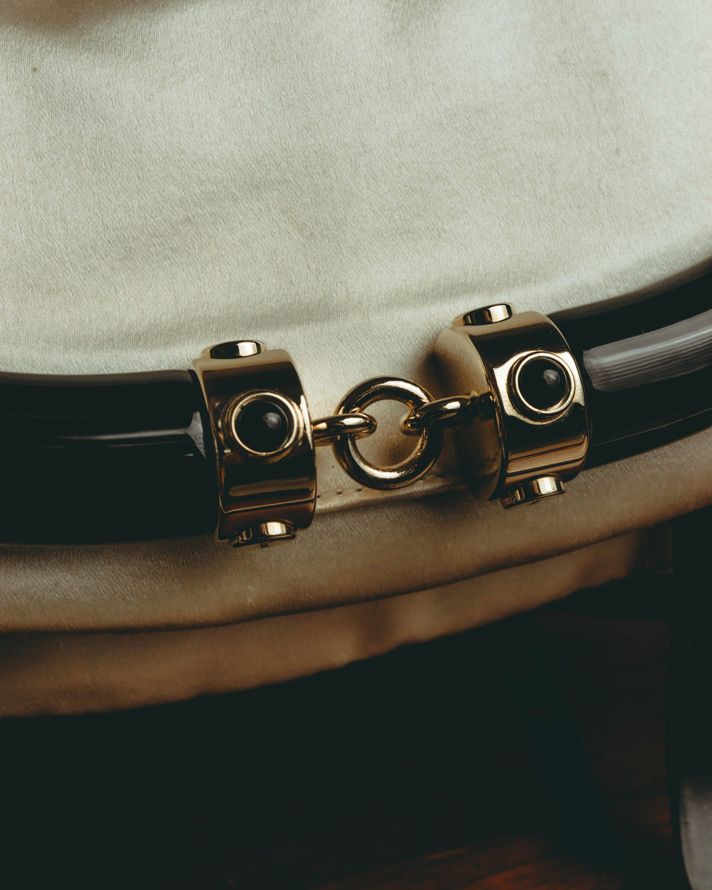 -SPECIAL- “Yves Saint Laurent rive gauche” 00’s Satin double horn shoulder bag