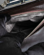 "Roberta Di Camerino"
 Velvet combination design hand bag