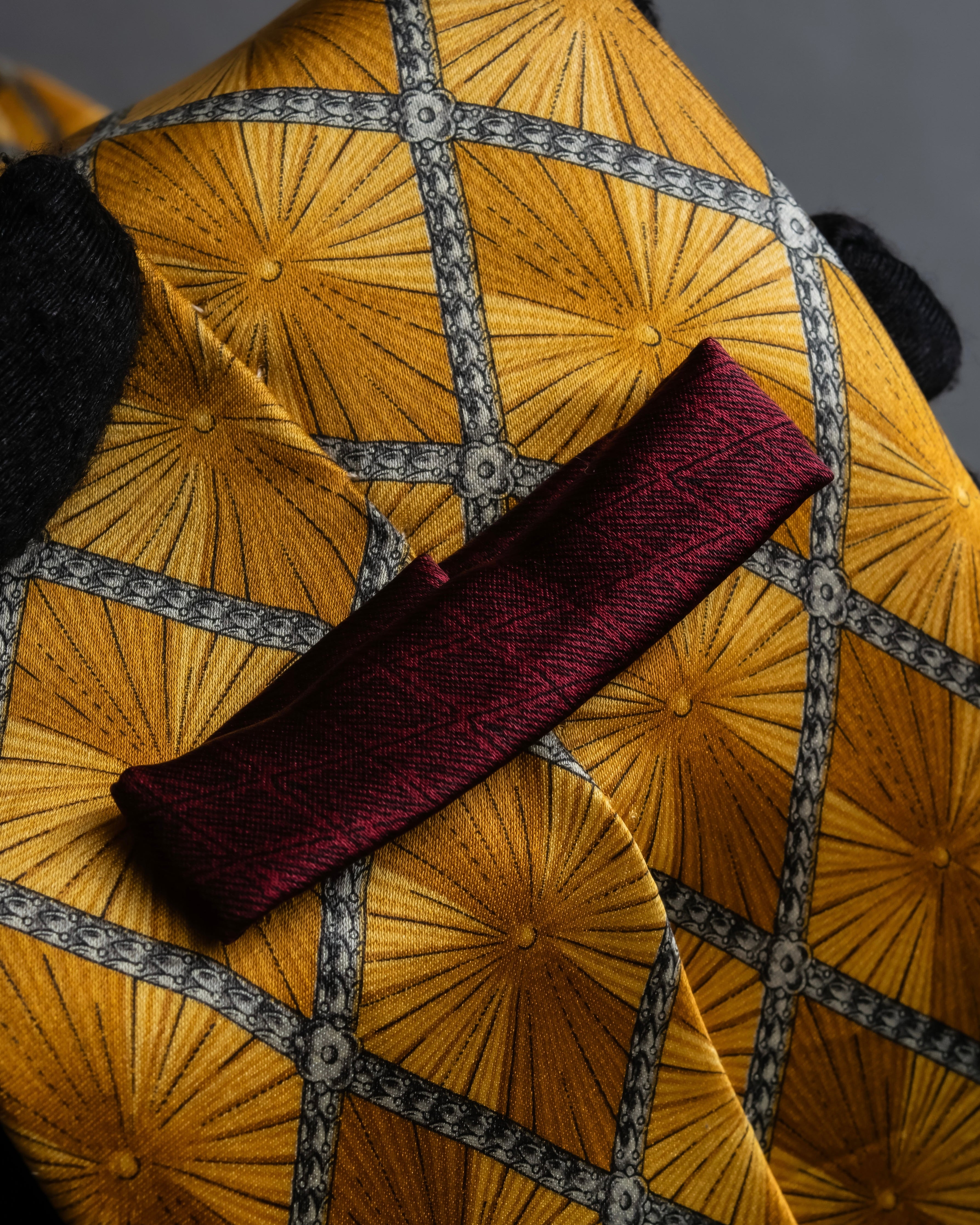 "GIANFRANCO FERRE" Ornamental yellow silk necktie