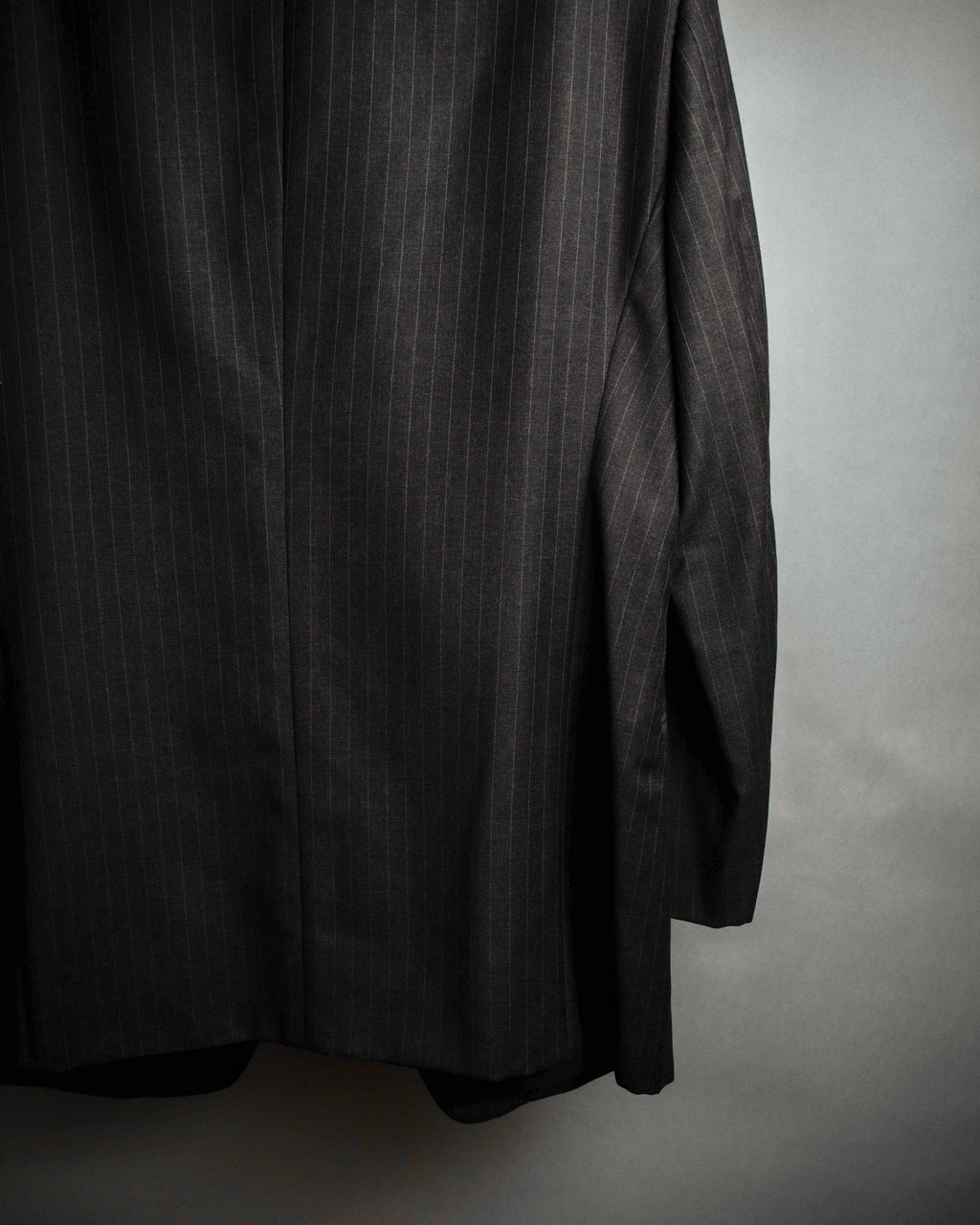 "ARMANI COLLEZIONI" Classic Italian tailoring stripe pattern set up