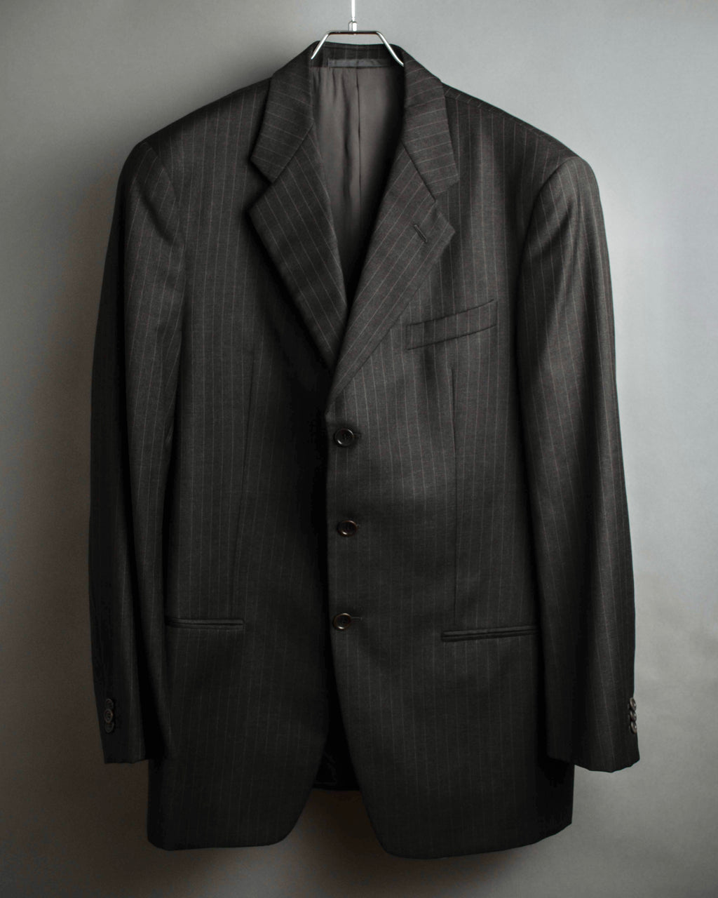 "ARMANI COLLEZIONI" Classic Italian tailoring stripe pattern set up