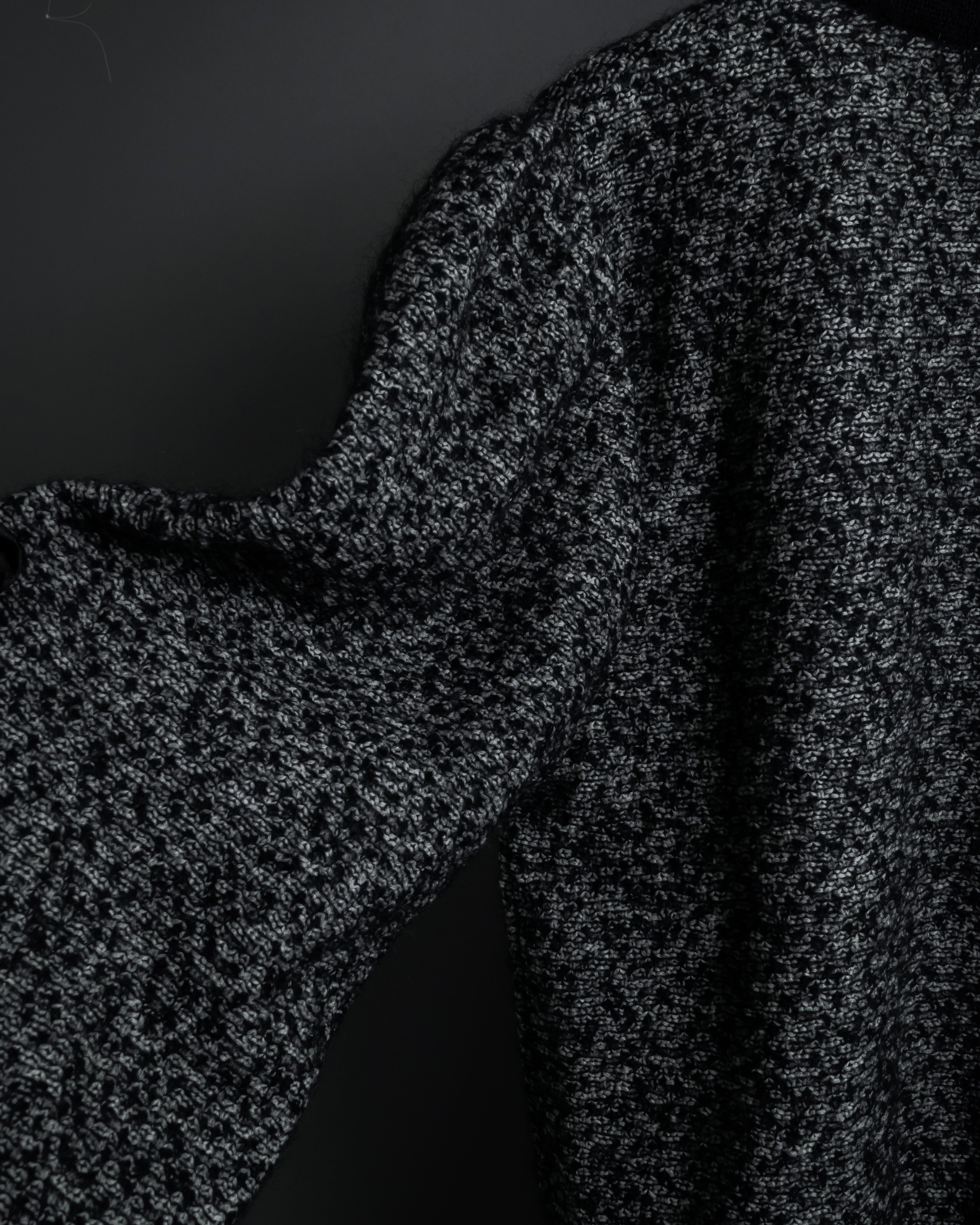 "Christian Dior PRETA PORTER"
Ribbon design mixed yarn knit pullover