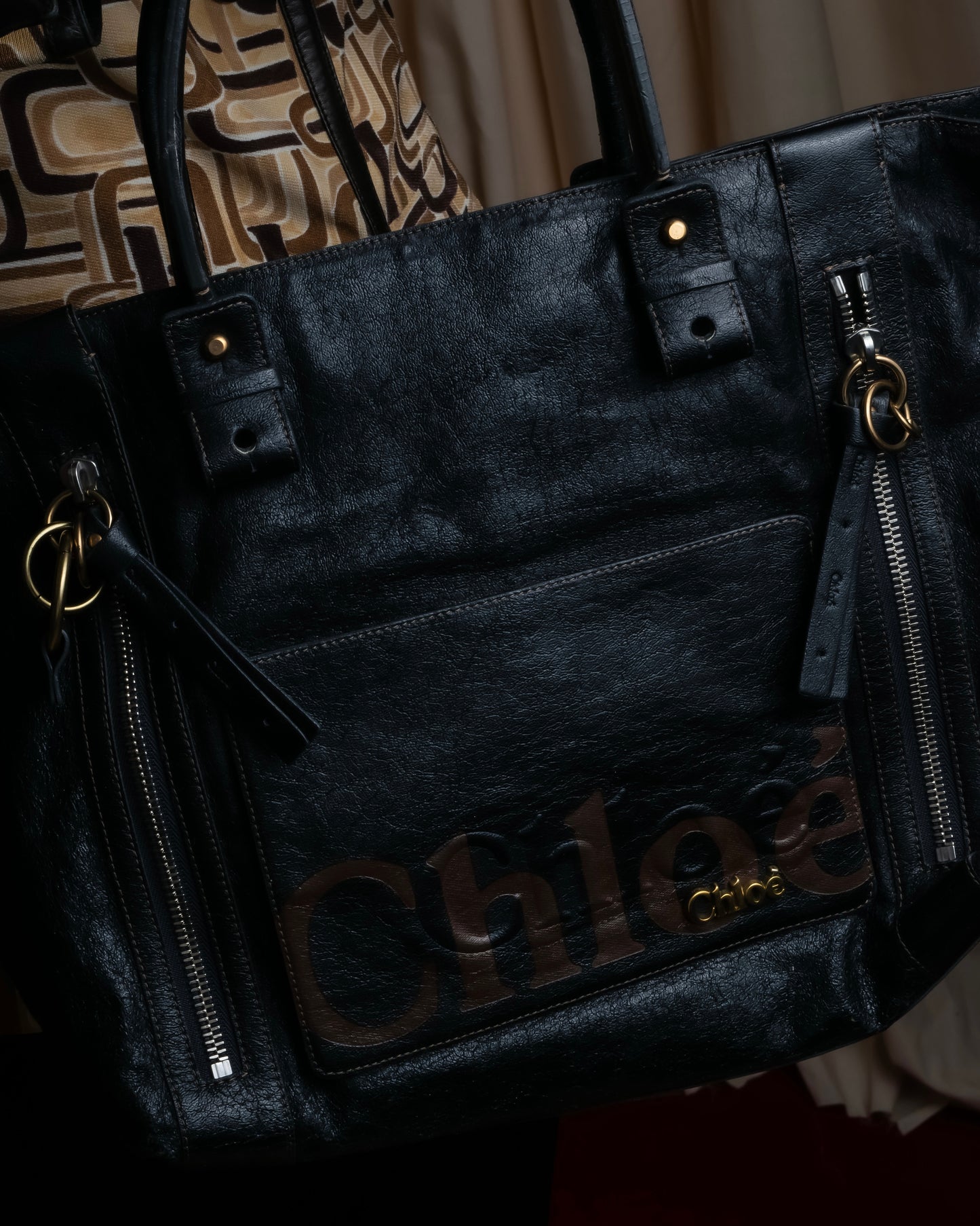 "Chloe" Eclipse series logo engraved leather tote bag