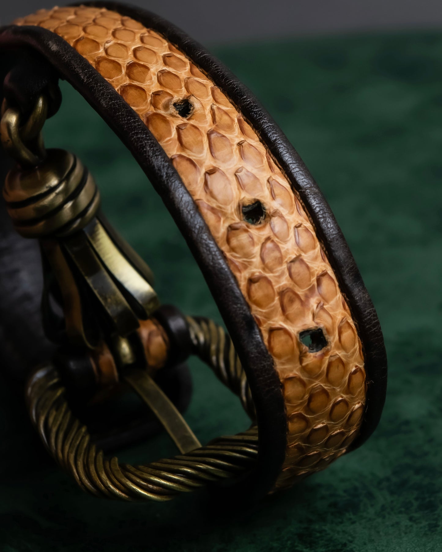 "BOTTEGA VENETA" Python switch design leather bracelet