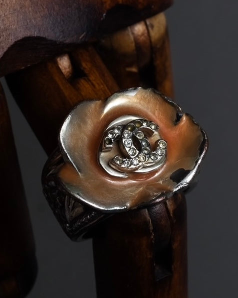 "CHANEL" Camellia motif rhinestone logo design ring