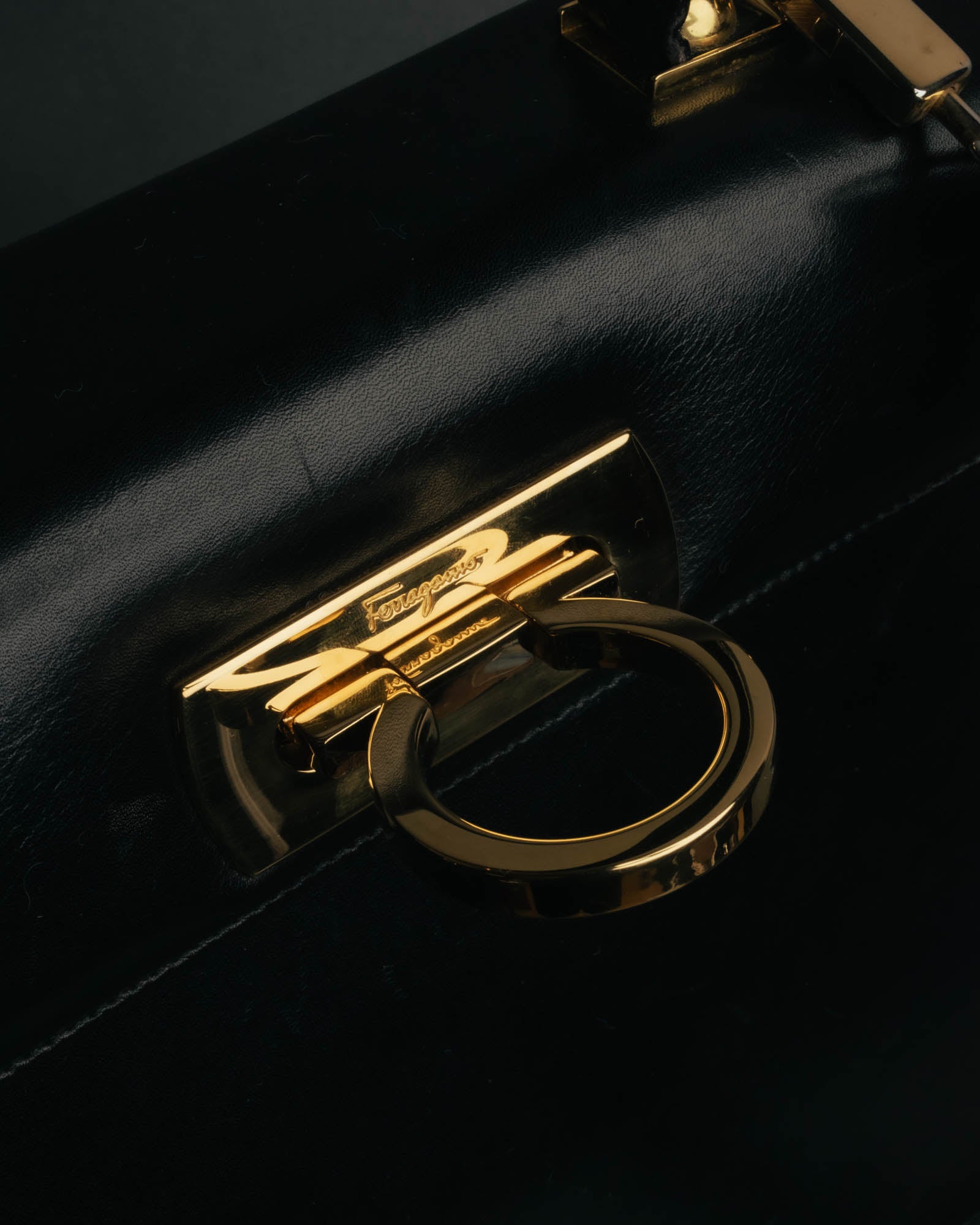 "Salvatore Ferragamo" 90's-00's Classic gancini leather top handle bag