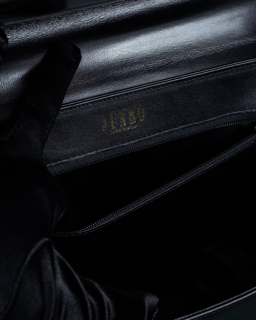 "JUNKO KOSHINO" Geometric motif design 2-way leather shoulder bag