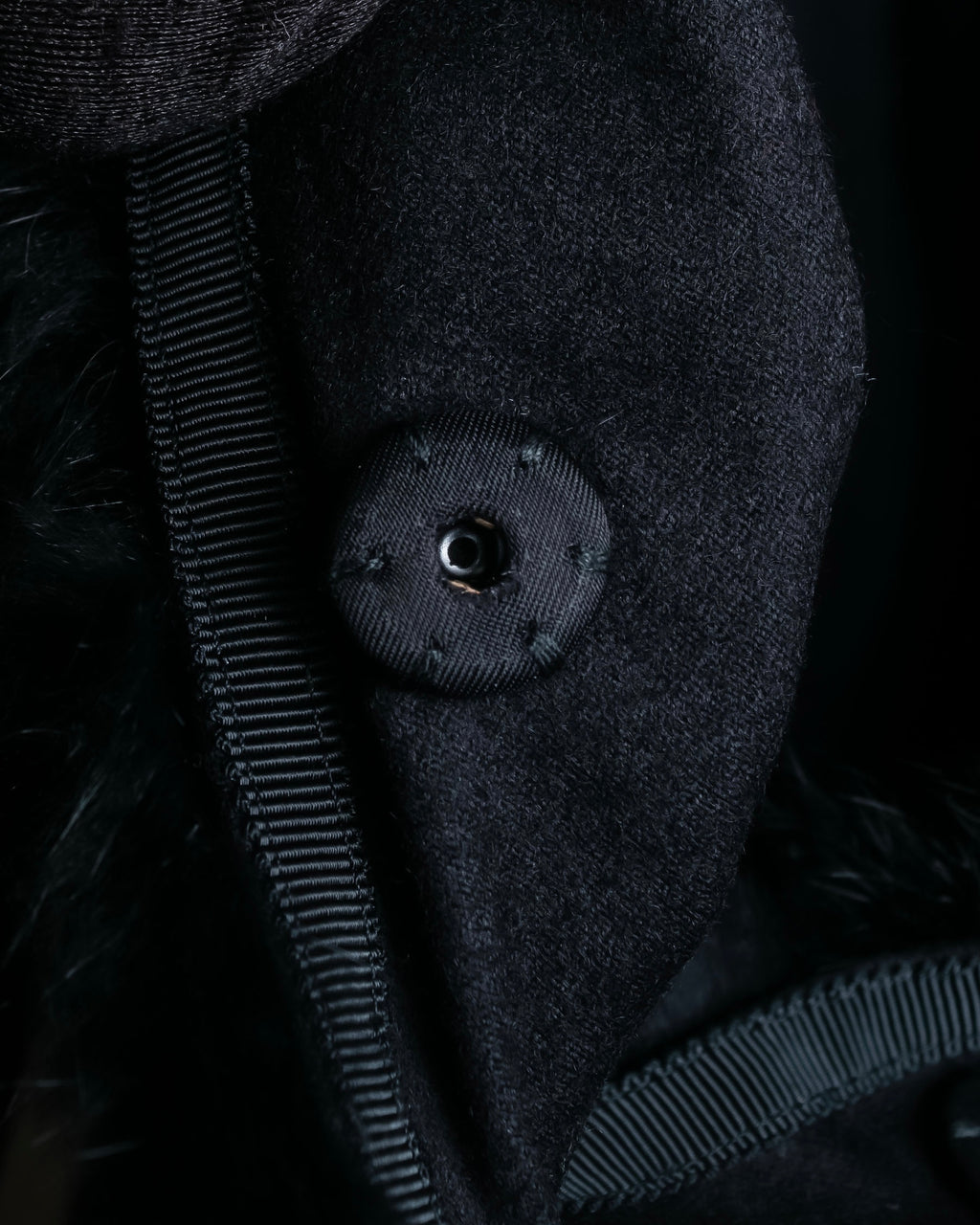 "Alexandar McQueen" Fur trimmed design shaped tailored jacket