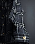"BURBERRYS" Gold metal button design check pattern wool shirt